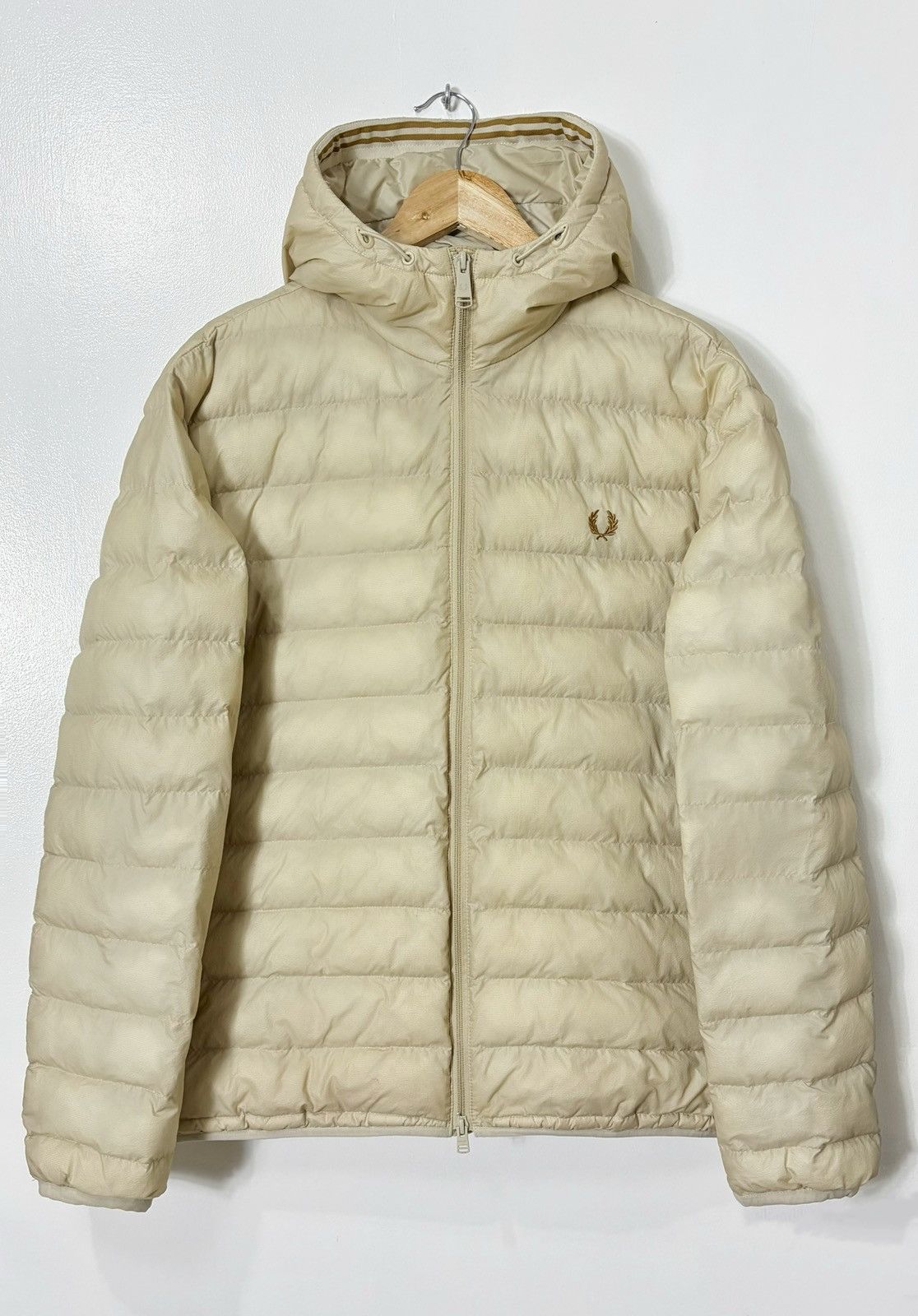 Fred Perry FRED PERRY HOODED INSULATED OATMEAL LIGHTWEIGHT PUFFER JACKE Size US XL / EU 56 / 4 - 1 Thumbnail