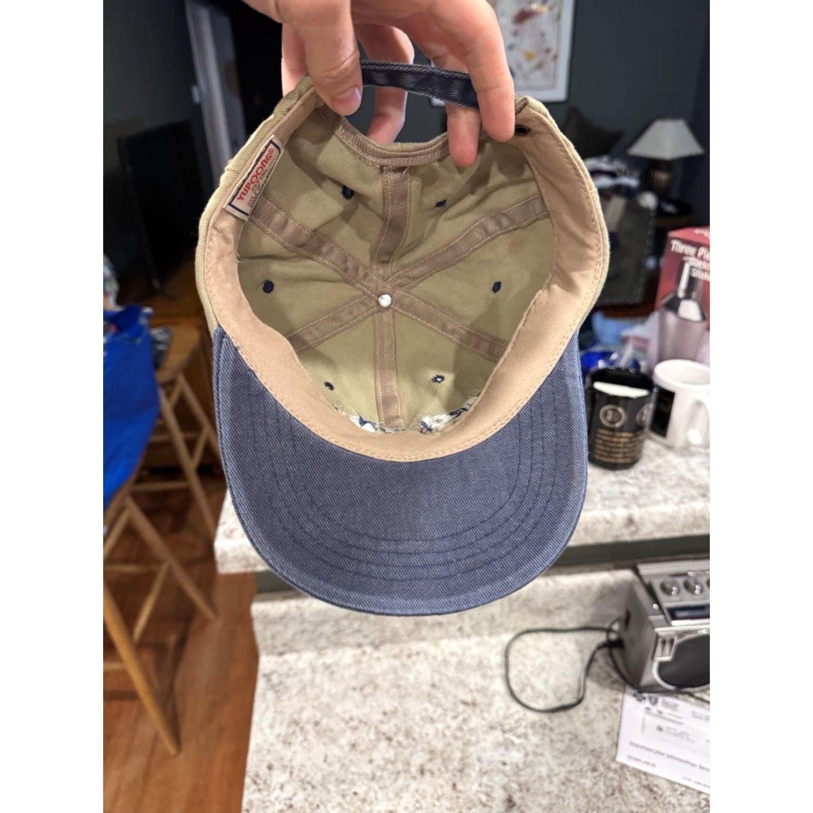 Vintage VINTAGE 1995 Friends Promotional Yupoong Strapback Hat Cap NBC Warner Bros Baseball Cap Adjustable Men One Size Beige 90s TV Women/Men Size ONE SIZE - 6 Thumbnail