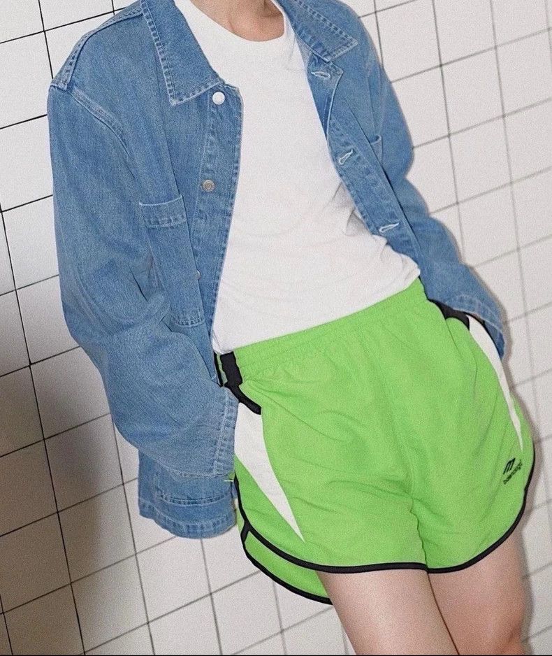 Balenciaga Balenciaga size M Logo embroidery shorts, size M Size US 27 - 8 Thumbnail