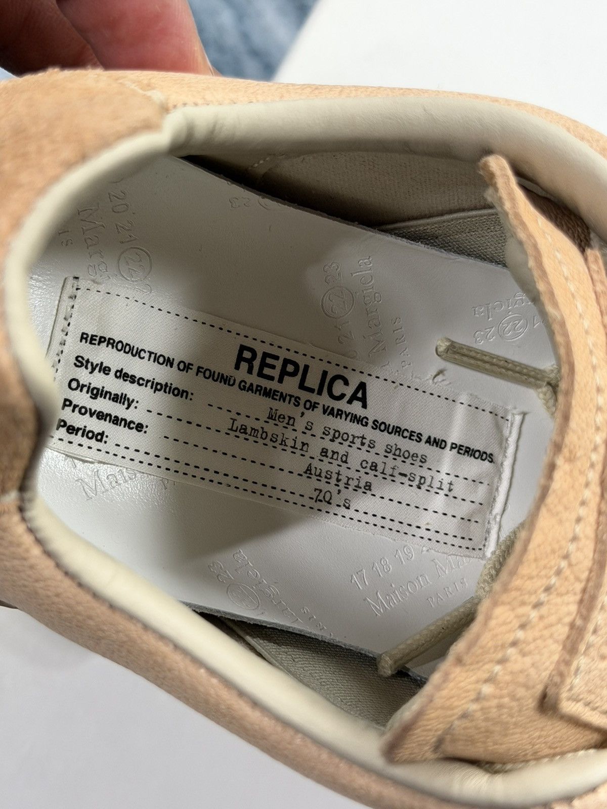 Maison Margiela Maison Margiela Replica Low Beige Gum Sole Sneakers Size US 6 / IT 36 - 5 Thumbnail