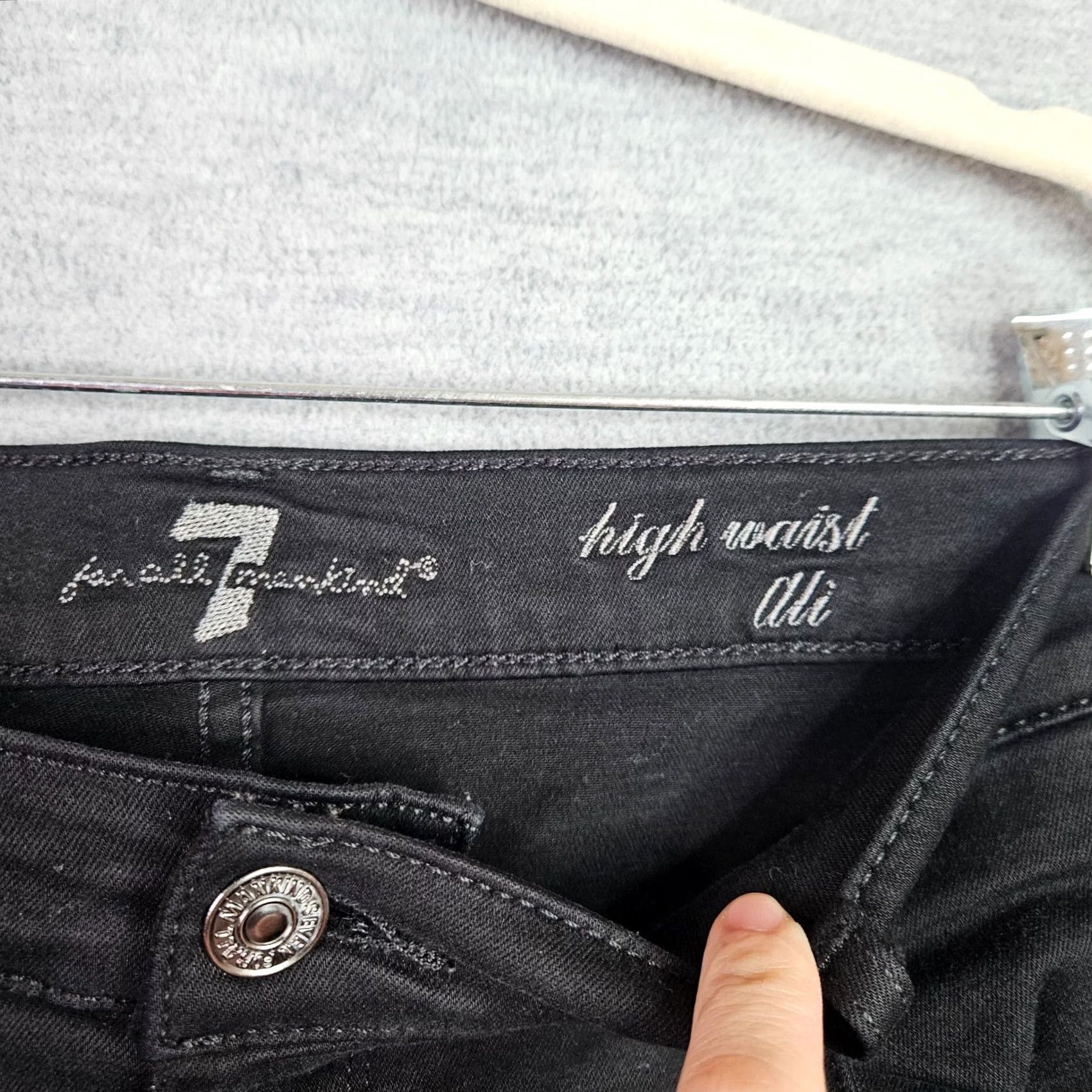 7 For All Mankind 7 For All Mankind Jeans Black Regular 7 For All Mankind High Waist Ali Jeans Women's Size 32 Black Size 24" / US 00 / IT 34 - 6 Thumbnail