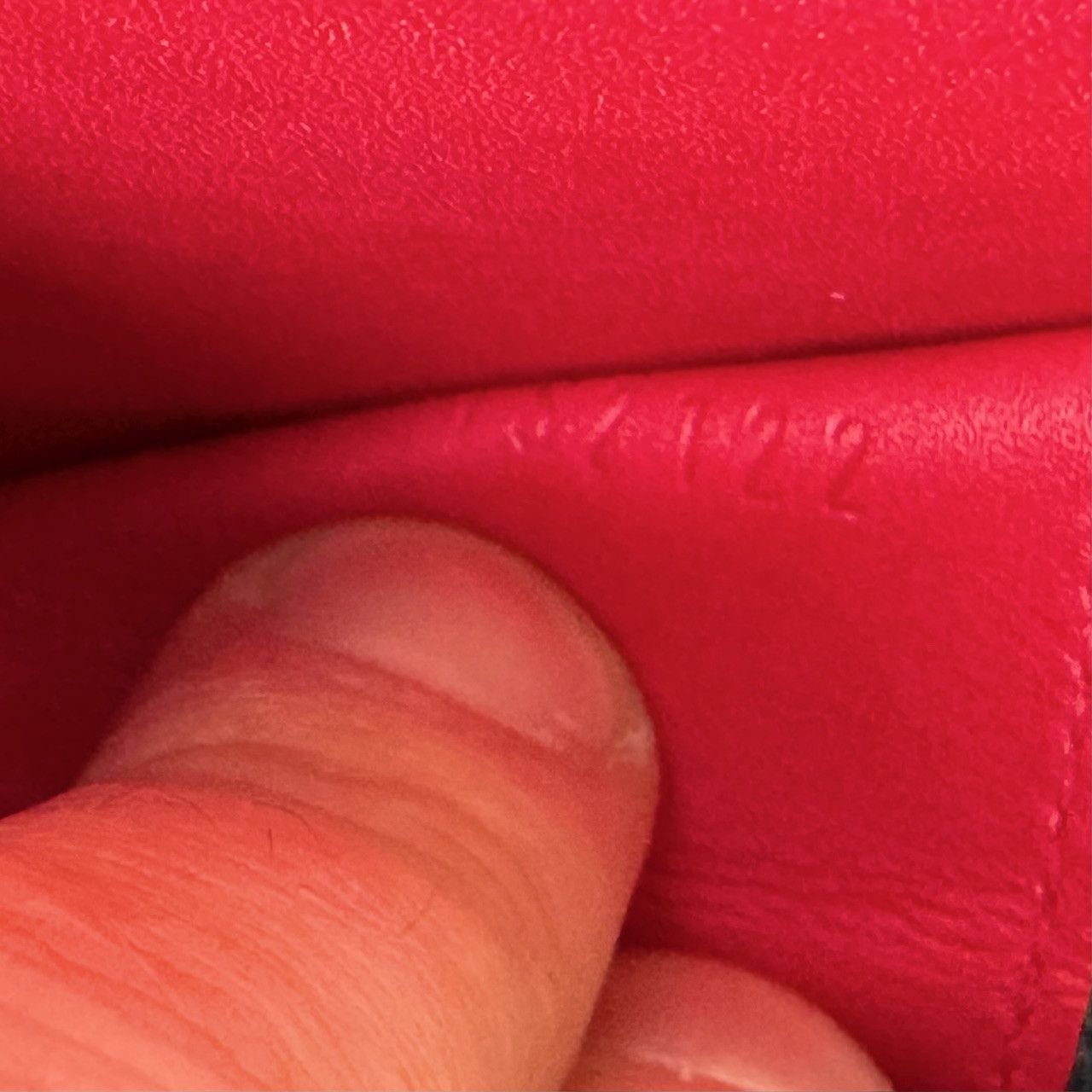 Louis Vuitton × Yayoi Kusama Louis Vuitton X Yayoi Kusama Red Vernis Dot Coin Purse Size ONE SIZE - 10 Thumbnail