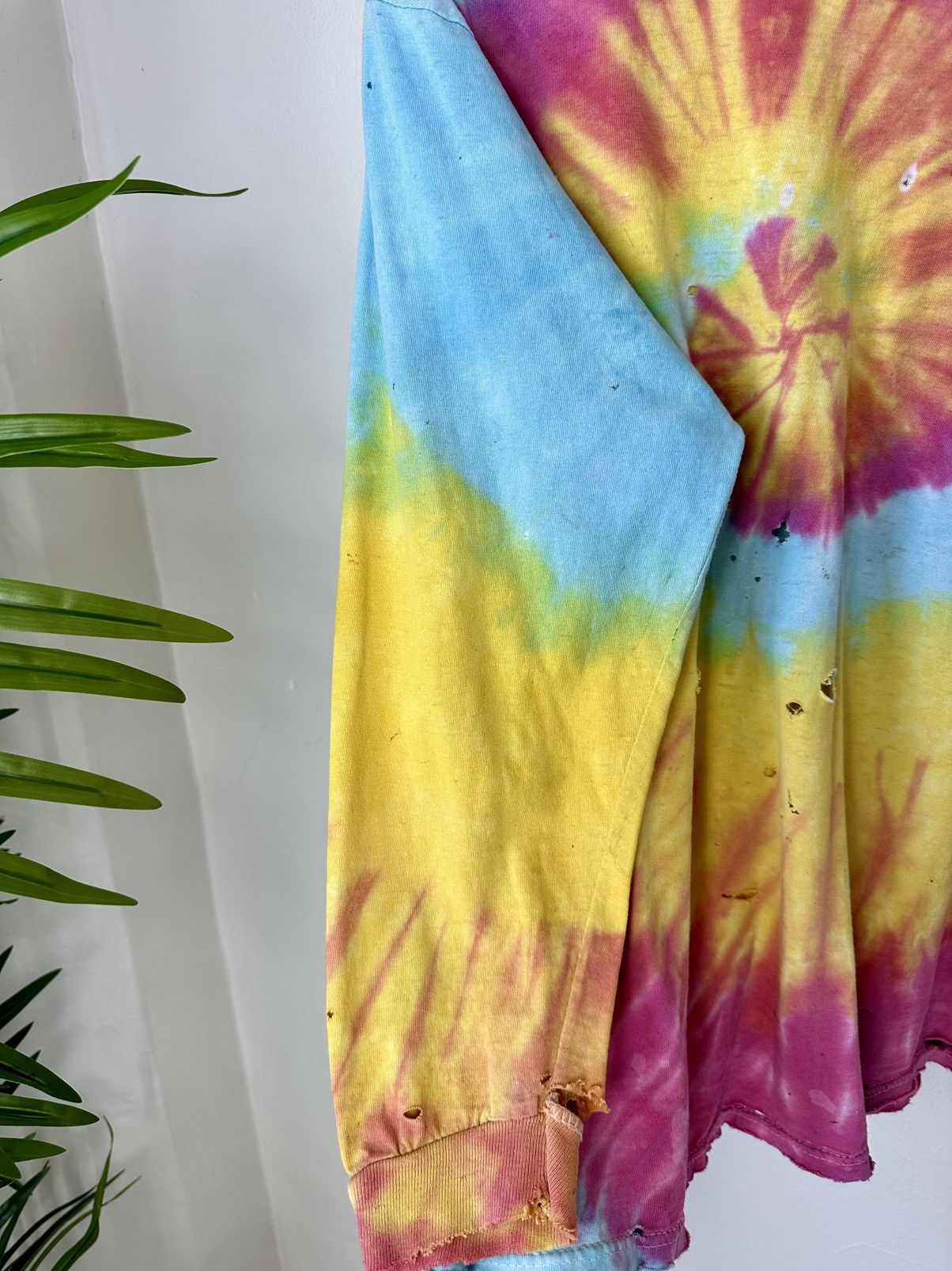 Vintage (L) THRASHED TO PERFECTION Tye Dye Long-Sleeve Tee Size US L / EU 52-54 / 3 - 6 Thumbnail