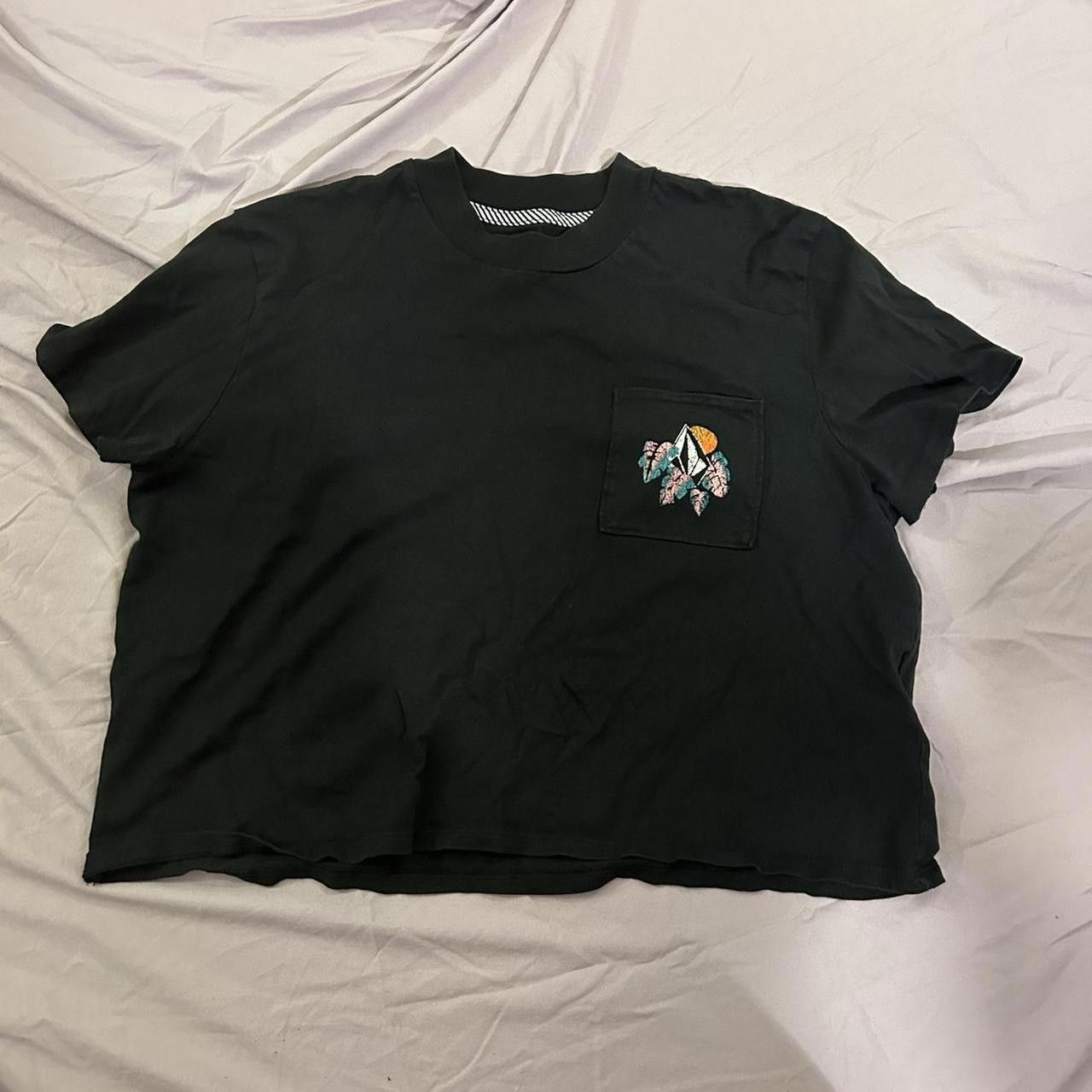 Volcom Volcom Women's Black and Multi Tshirt Size XL / US 12-14 / IT 48-50 - 1 Thumbnail