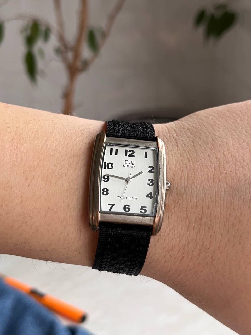Japanese Brand × Vintage Vintage Japanese style futuristic Watch Q&Q y2k tank watch Size ONE SIZE - 6 Thumbnail