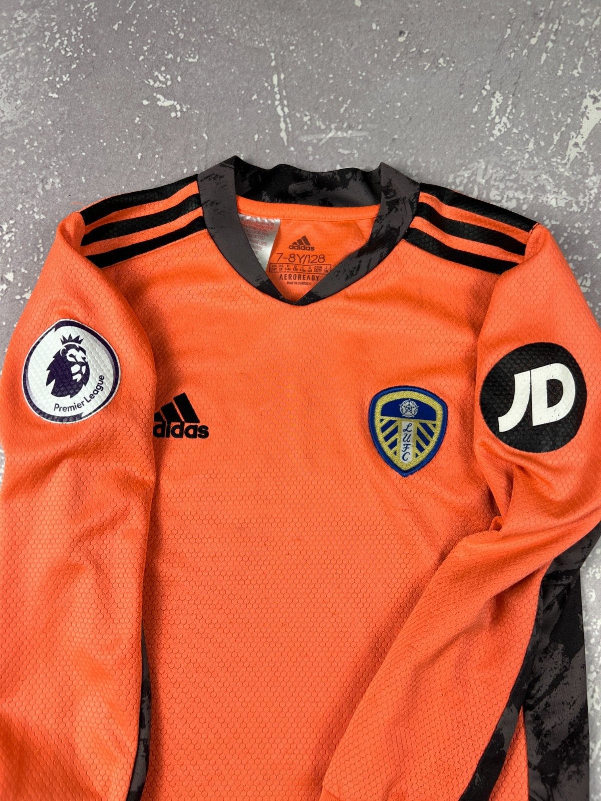 Adidas 2020-2021 Adidas Leeds United Goalkeeper Jersey Kids 7-8Y Size US XXS / EU 40 - 4 Thumbnail
