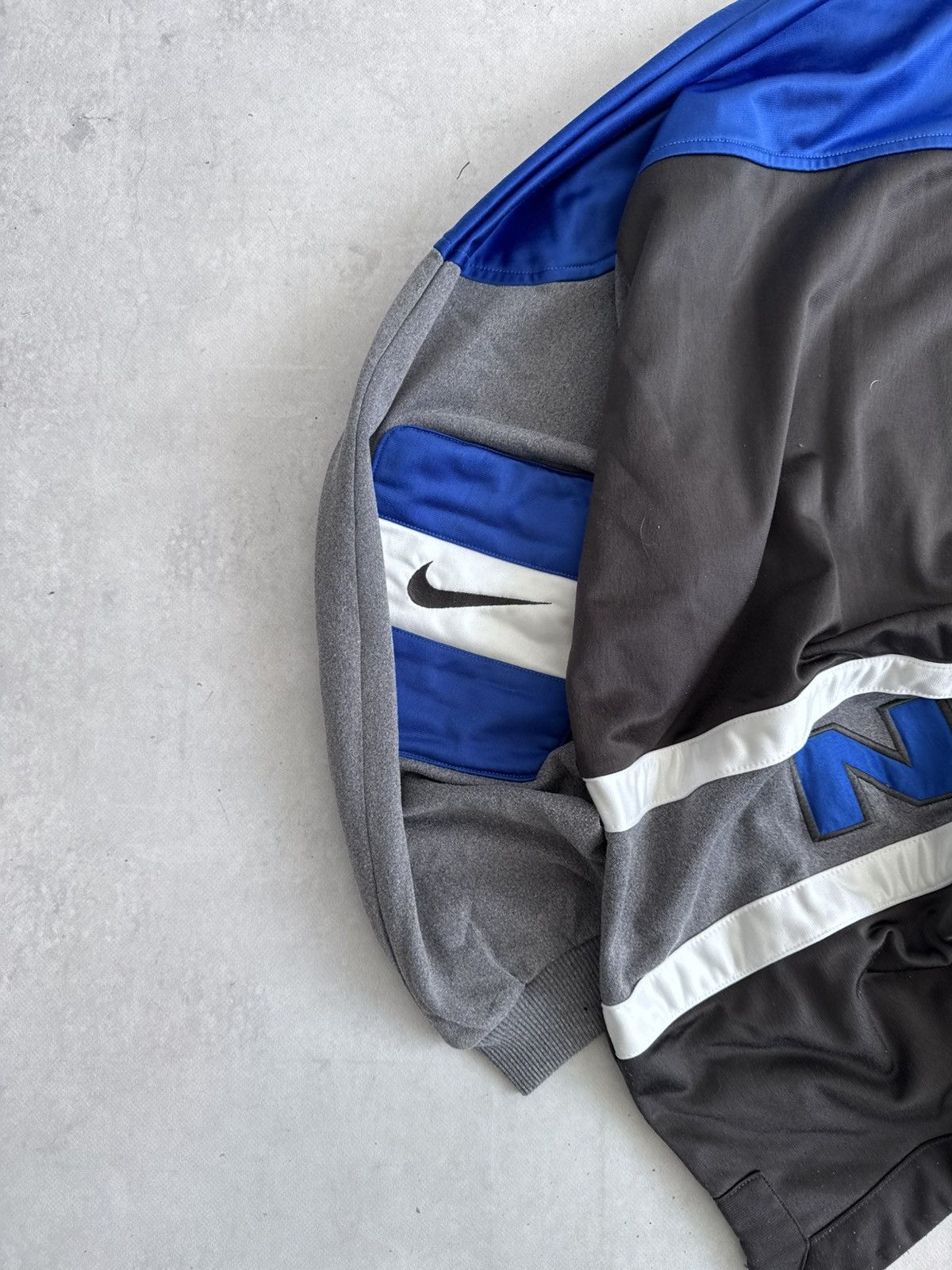 Nike Vintage Nike Men’s Y2K Retro Big Logo Button Up Track Jacket Size US XXL / EU 58 / 5 - 9 Thumbnail