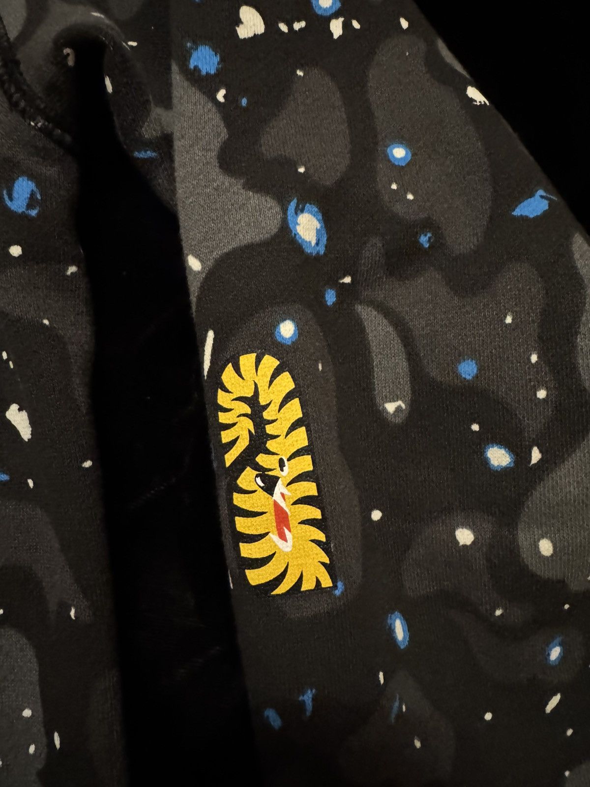 Bape BAPE Space Camo PONR Shark Hoodie Size US XL / EU 56 / 4 - 6 Thumbnail