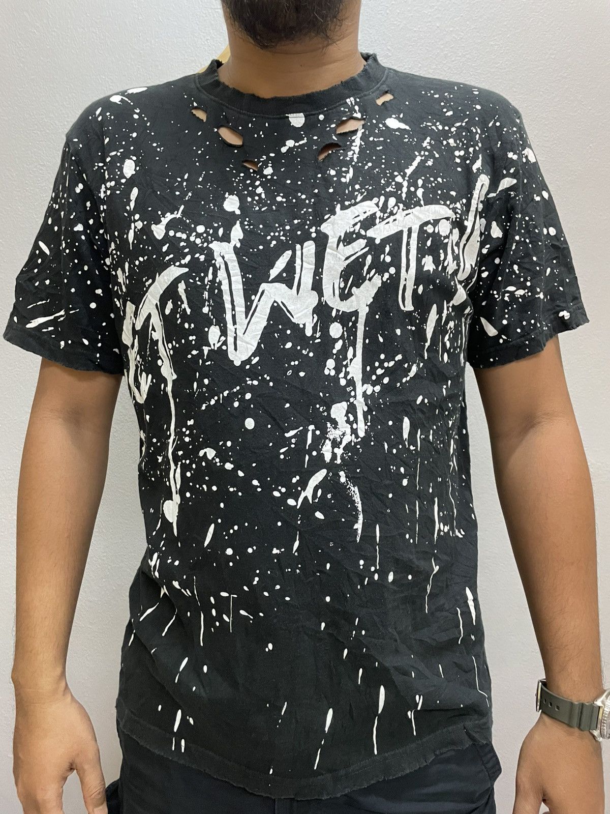 Disney Pirates Summer tokyo disney resort distressed Tshirt Size US S / EU 44-46 / 1 - 3 Thumbnail