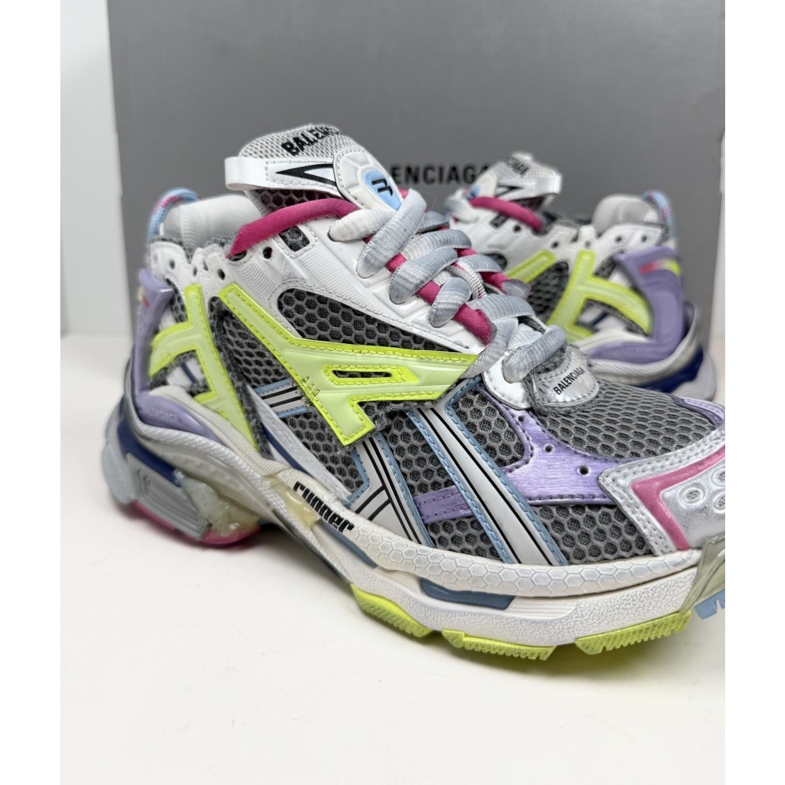 Balenciaga Size 35EU/5W- Balenciaga Runner Multicolor NEW Size US 5 / IT 35 - 3 Thumbnail