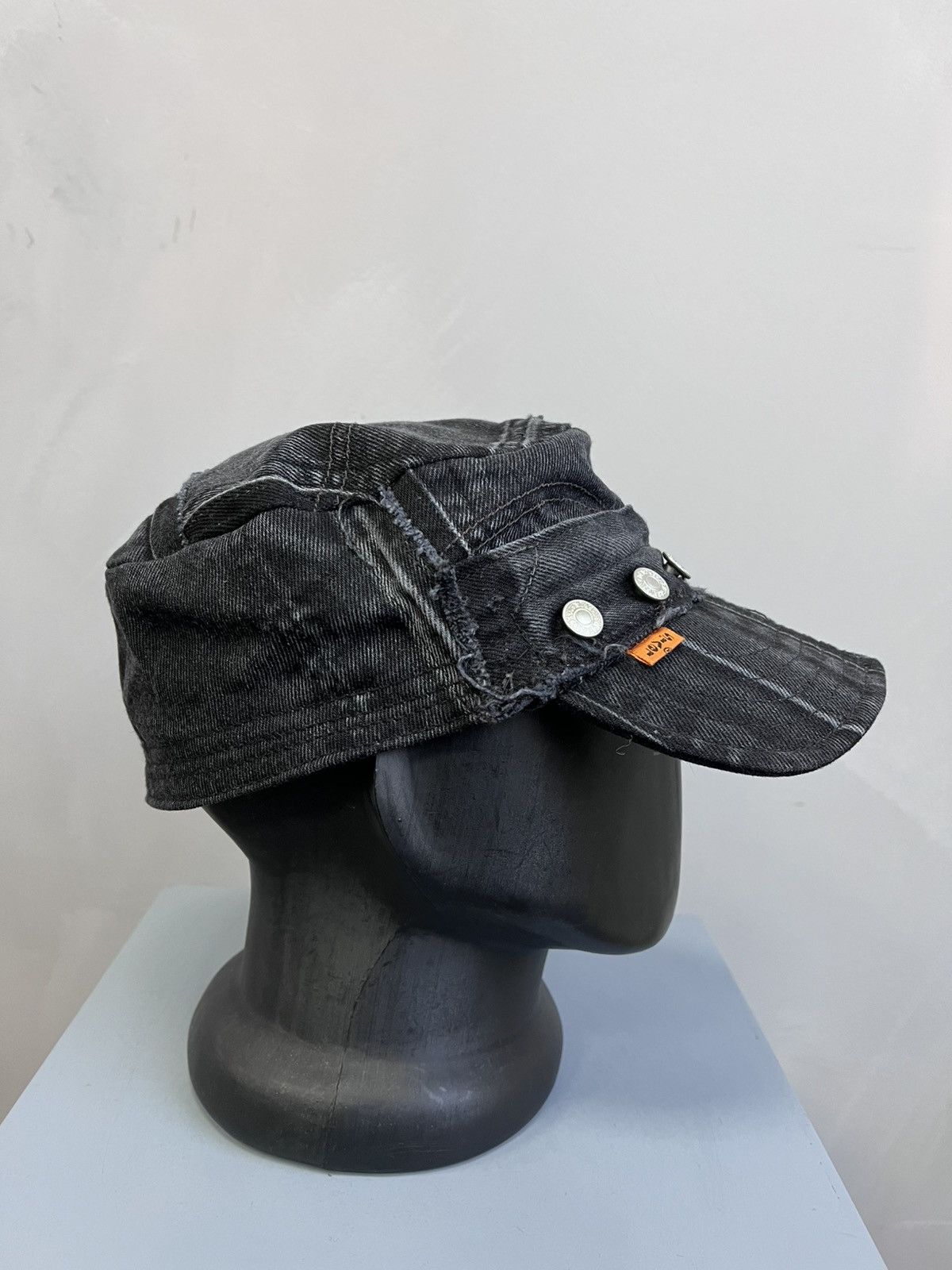 Levi's VINTAGE REWORKED PATCHWORK JUNYA WATANABE STYLE CAP HAT Size ONE SIZE - 4 Thumbnail