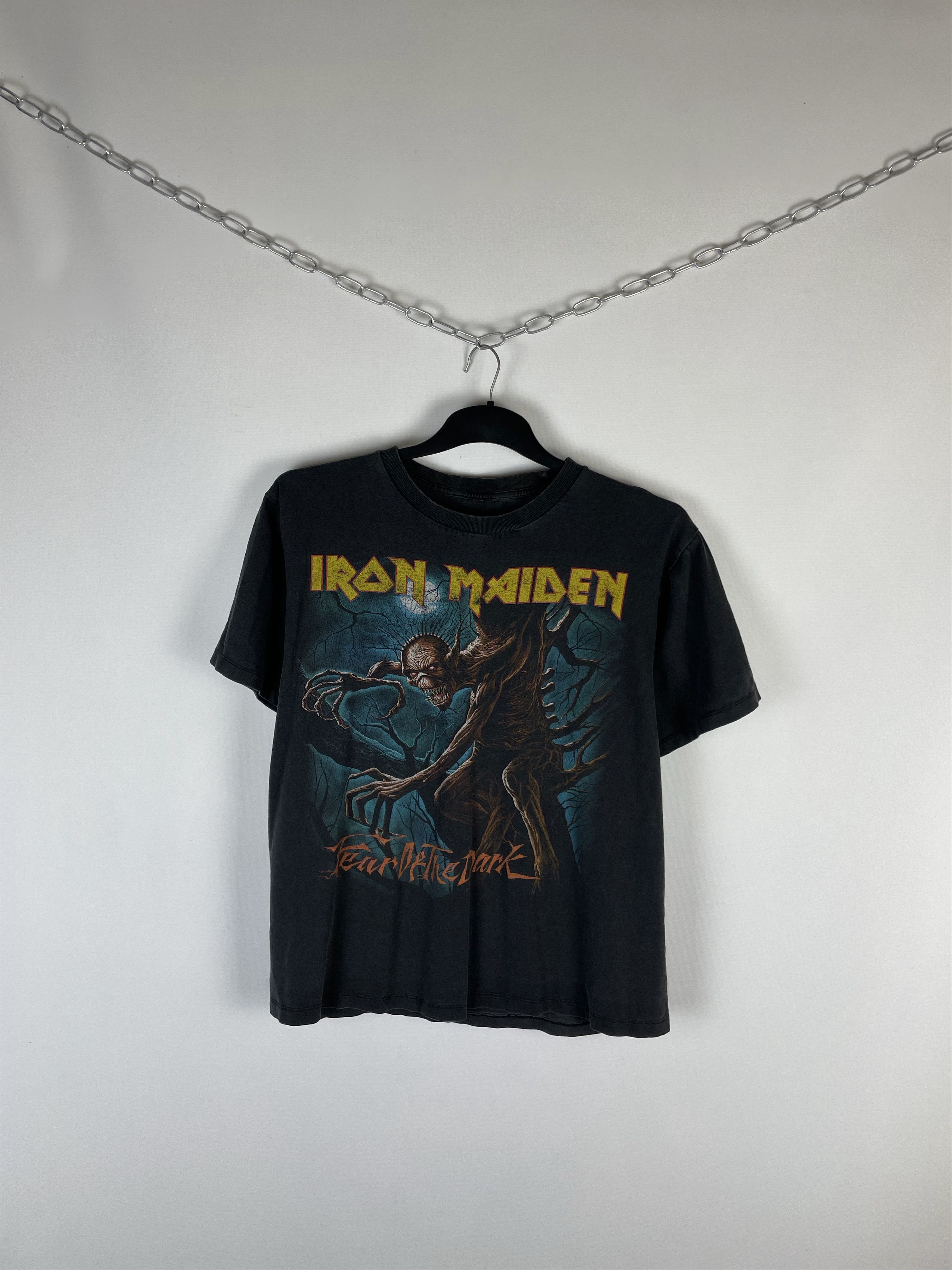 Band Tees Vintage Iron Maiden T-shirt Size US M / EU 48-50 / 2 - 1 Thumbnail