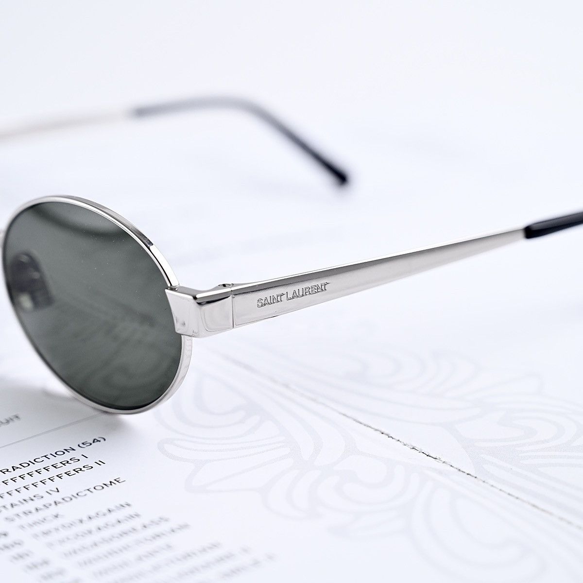 Yves Saint Laurent SAINT LAURENT SL 692 SUNGLASSES Size ONE SIZE - 3 Thumbnail
