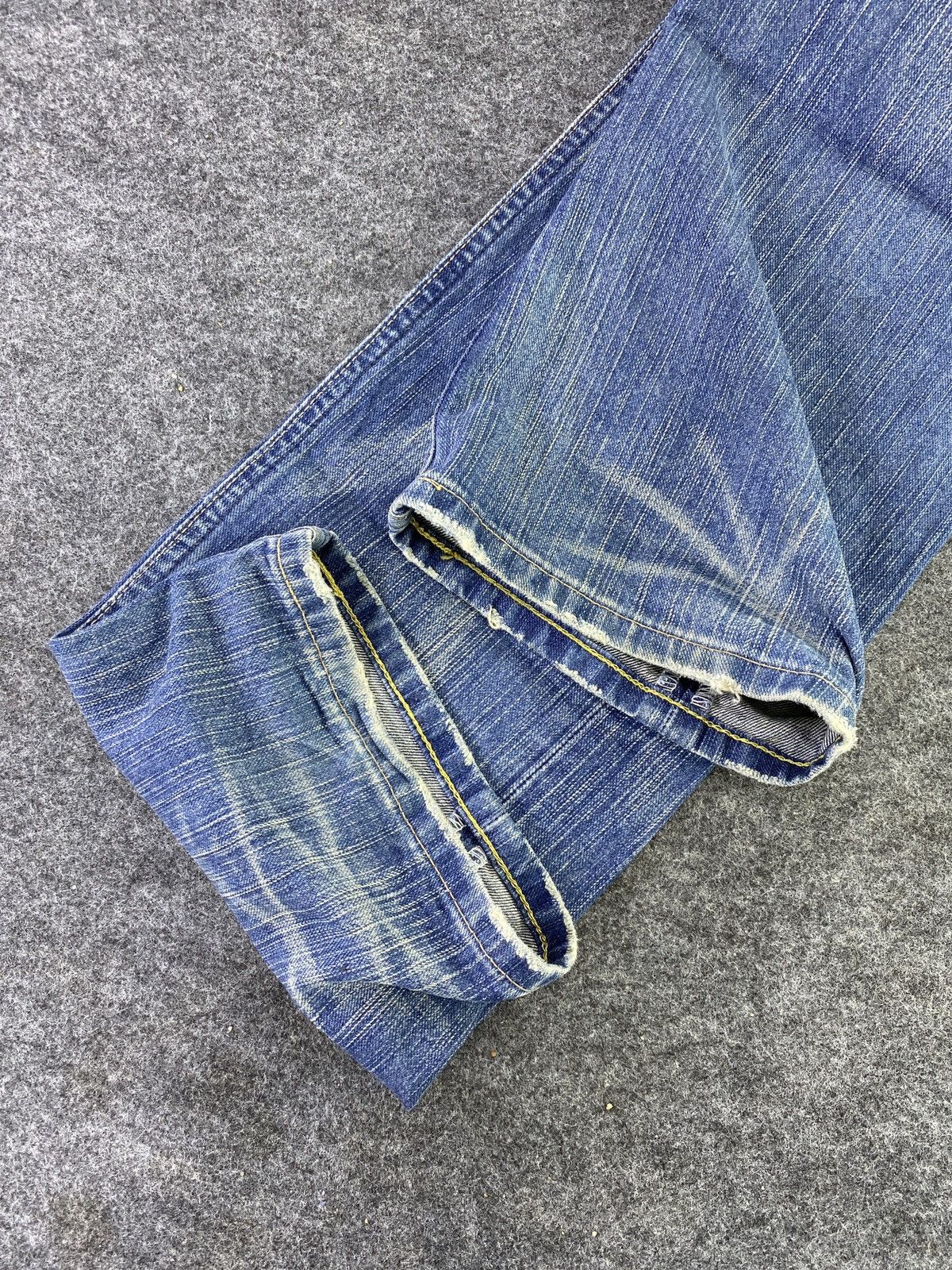 Edwin Edwin Blue Trip 503 Distress Blue Wash Denim - J863 Size US 34 / EU 50 - 13 Thumbnail