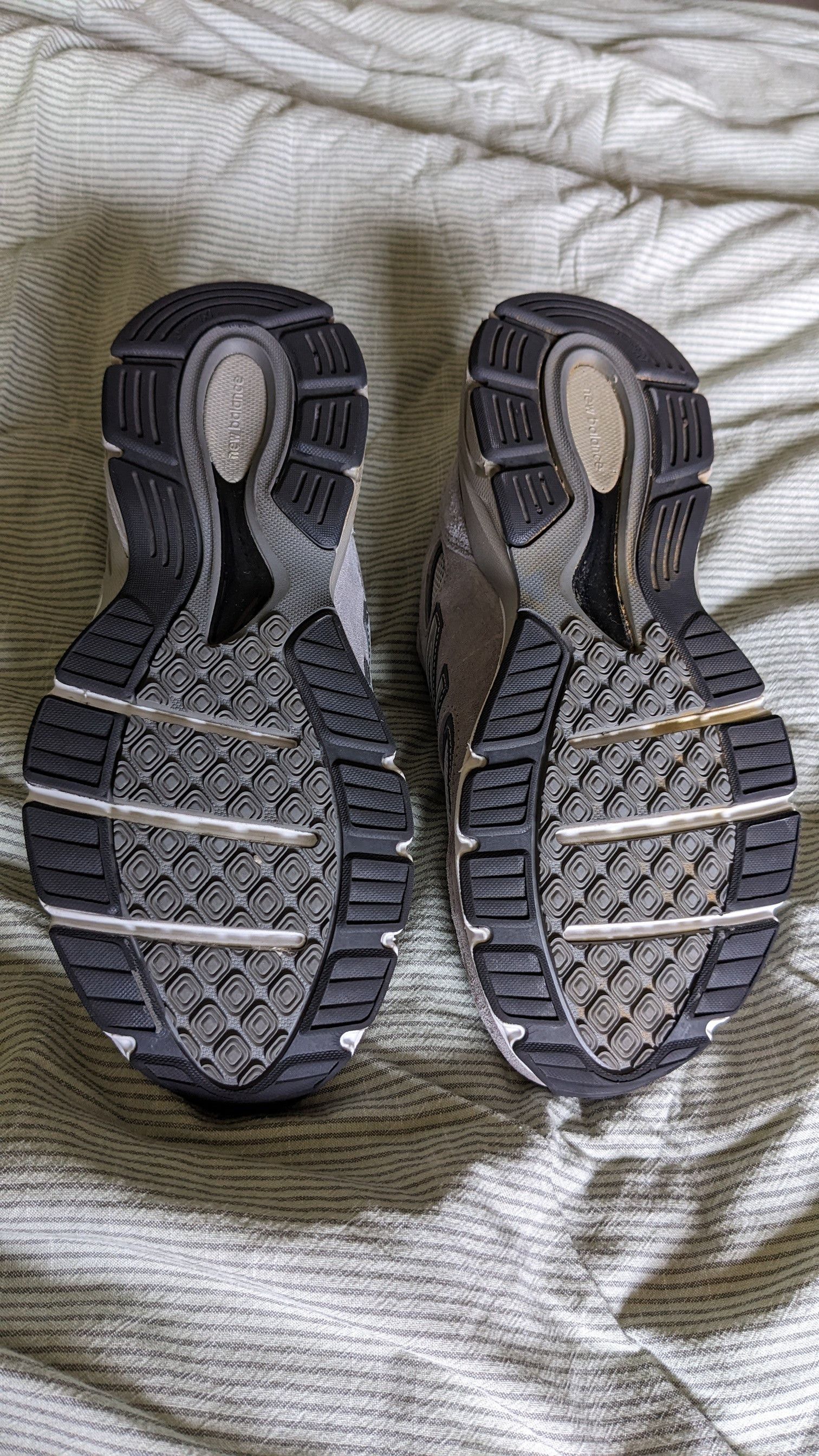 New Balance 990V4 W990GL4 Size US 9 / IT 39 - 3 Thumbnail