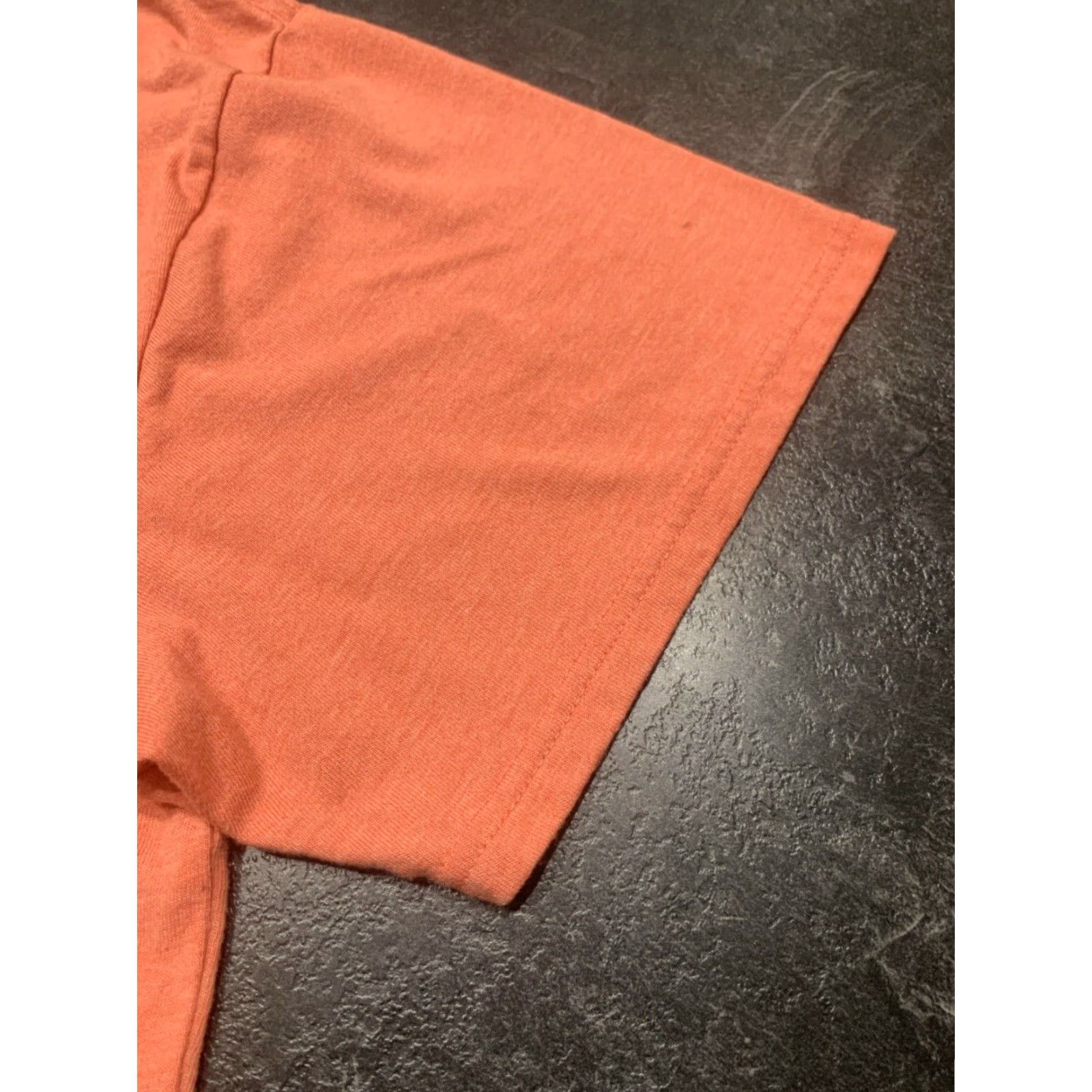 Vintage Drake Men T-Shirt Peach Large Short Sleeve Logo Crew Neck Cotton Regular Fit Size US L / EU 52-54 / 3 - 2 Thumbnail