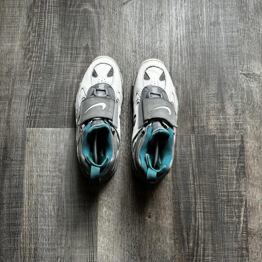 Nike NIKE • Air Diamond Turf 2 "Freshwater" (10M) Size US 10 / EU 43 - 12 Thumbnail