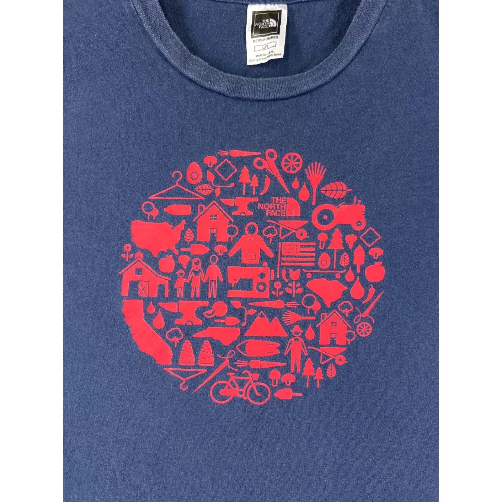 The North Face The North Face Shirt Men Adult Large Blue Short Sleeve Crew Neck Cotton Jersey T-Shirt 90s Outdoor Camp Hiking Regular Fit Mens Size US L / EU 52-54 / 3 - 6 Thumbnail