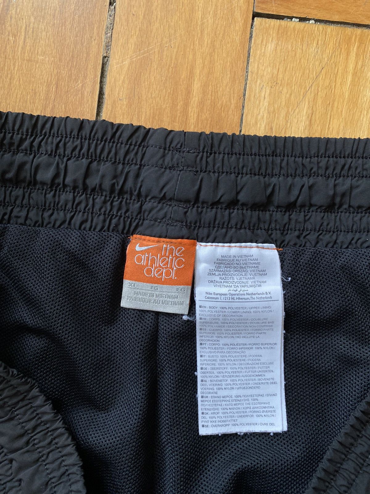 Nike Nike Vintage Nylon Pants Woven Sweatpants Baggy Japanese Y2K Size US 34 / EU 50 - 5 Thumbnail