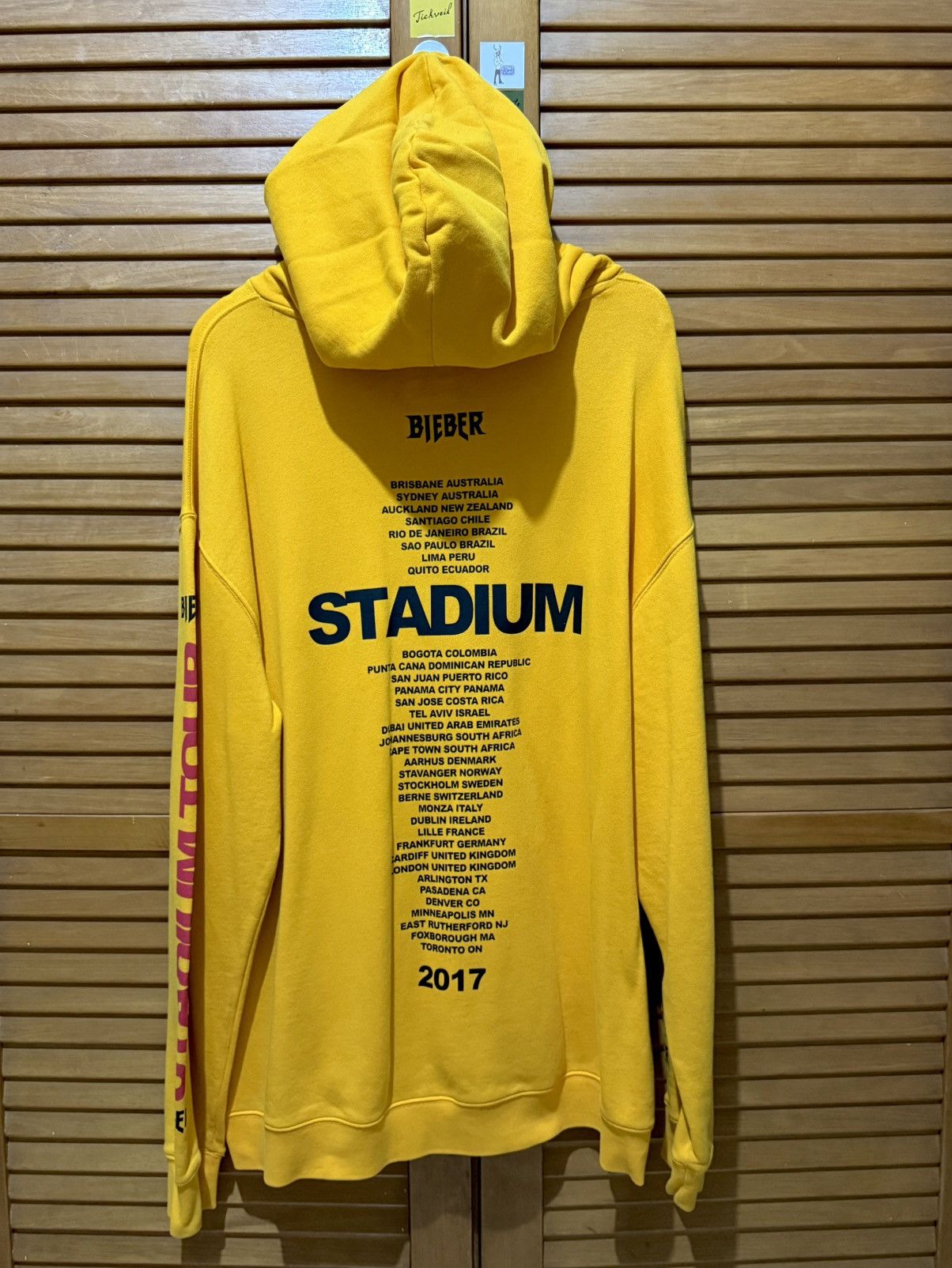 Justin Bieber H&M x Justin Bieber 2017 Stadium Tour Hoodie Yellow Size US XL / EU 56 / 4 - 3 Thumbnail