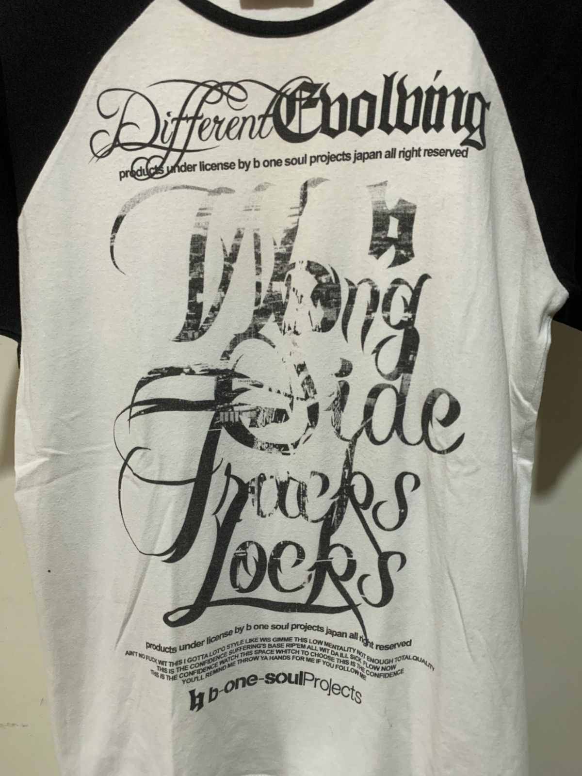 Japanese Brand Japanese B One Soul Different Evolving Tee Shirt Size US L / EU 52-54 / 3 - 5 Thumbnail