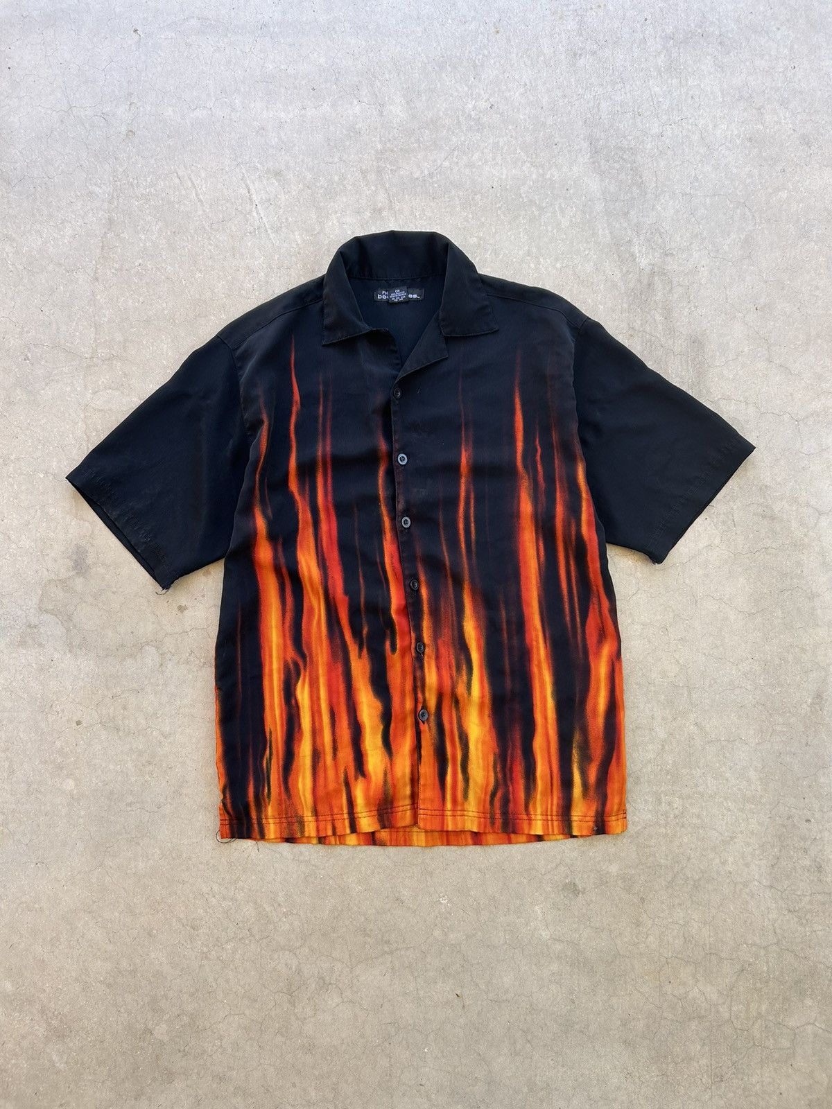 Japanese Brand × Vintage Y2K No Boundaries Flames Button Down T Shirt Size US M / EU 48-50 / 2 - 1 Thumbnail