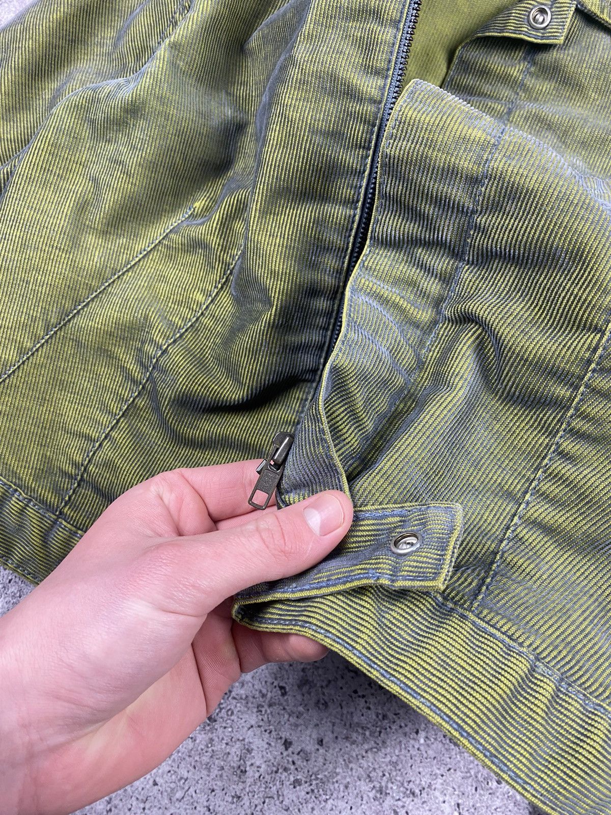 Levi's VINTAGE LEVIS TOXIC CORDUROY POCKET JACKET VERY RARE ARCHIVE Size S / US 4 / IT 40 - 8 Thumbnail