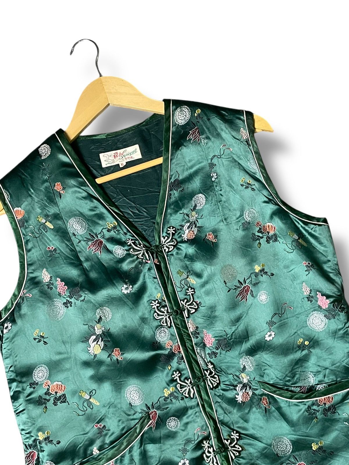 Market Squirrel Brand Satin Silk Outerwear Vests (60) Size US XXS / EU 40 - 2 Thumbnail
