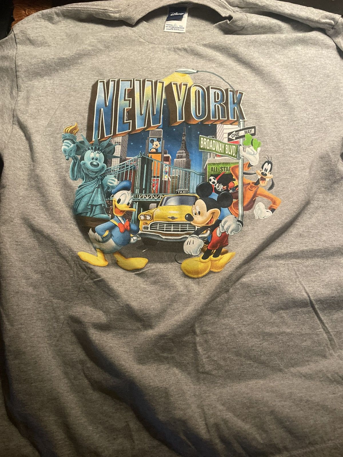 image of Disney Mickey And Friends Nyc Vintage T Shir in Grey, Men's (Size Large)