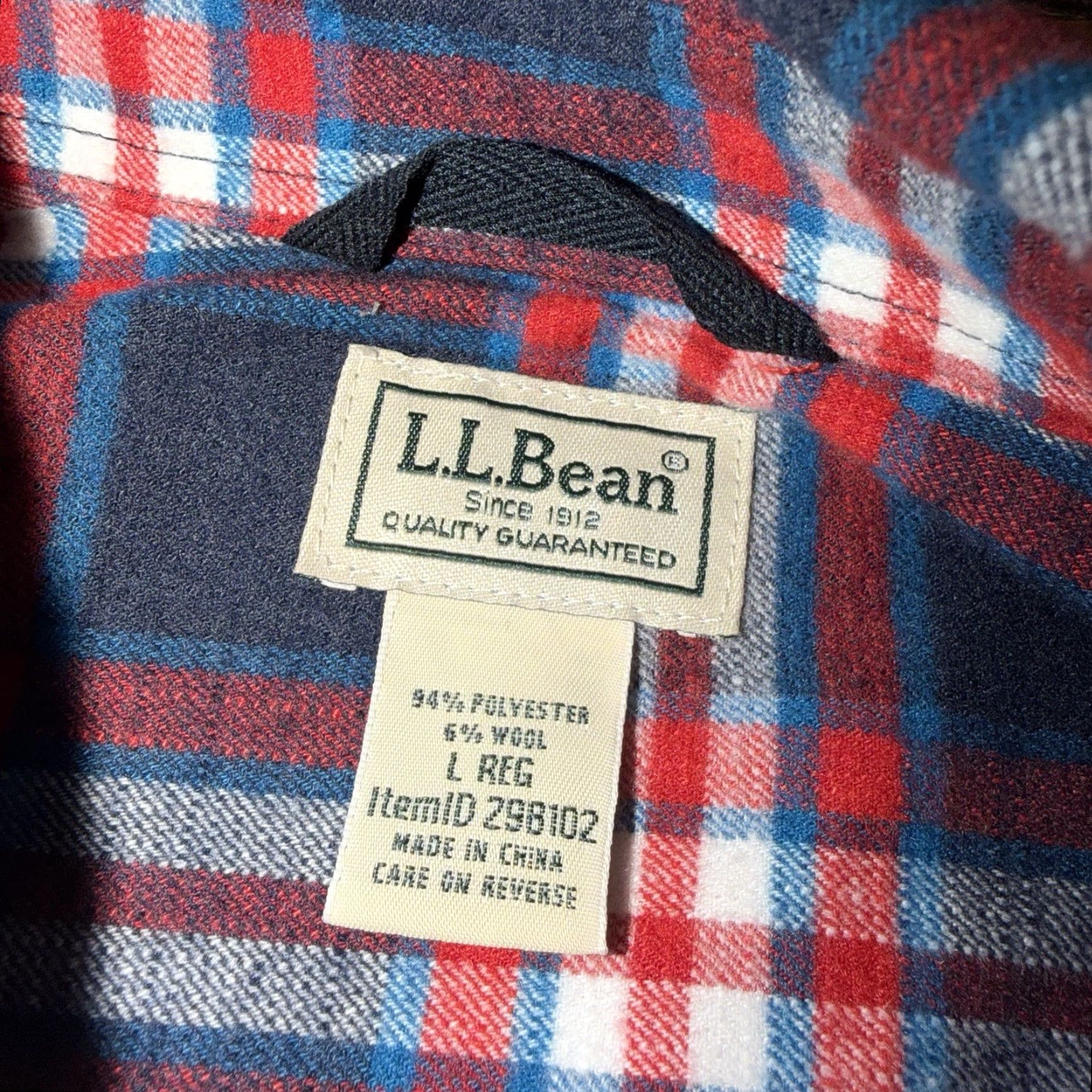 Vintage VINTAGE LL Bean Wool Blend Plaid Snap Flannel Shirt Mens Large Red White Blue Elbow Size US L / EU 52-54 / 3 - 4 Thumbnail