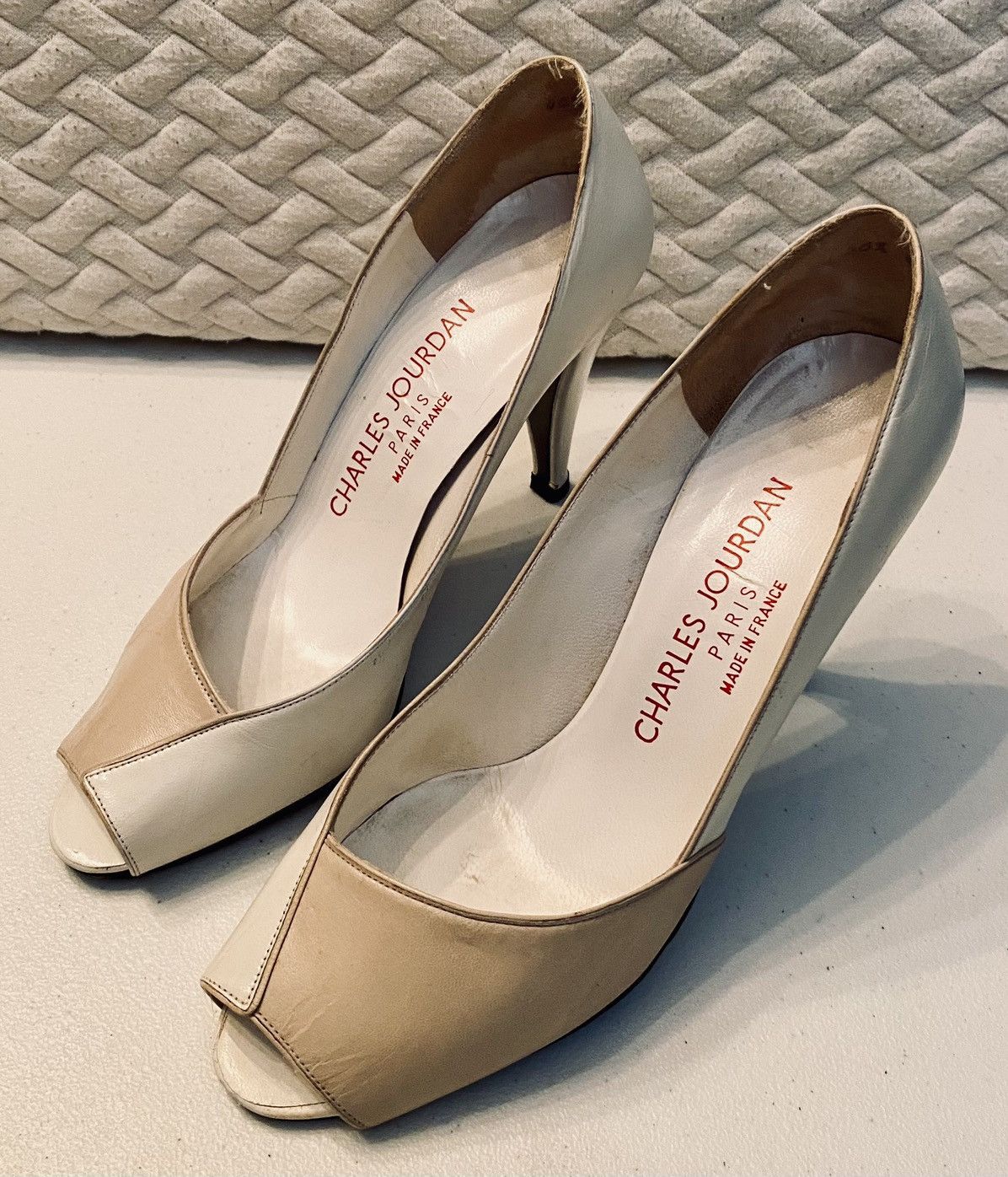 Charles Jourdan Charles Jourdan Paris 🇫🇷 Contrast Leather Peep Toe Heels 6 B Size US 6.5 / IT 36.5 - 12 Thumbnail