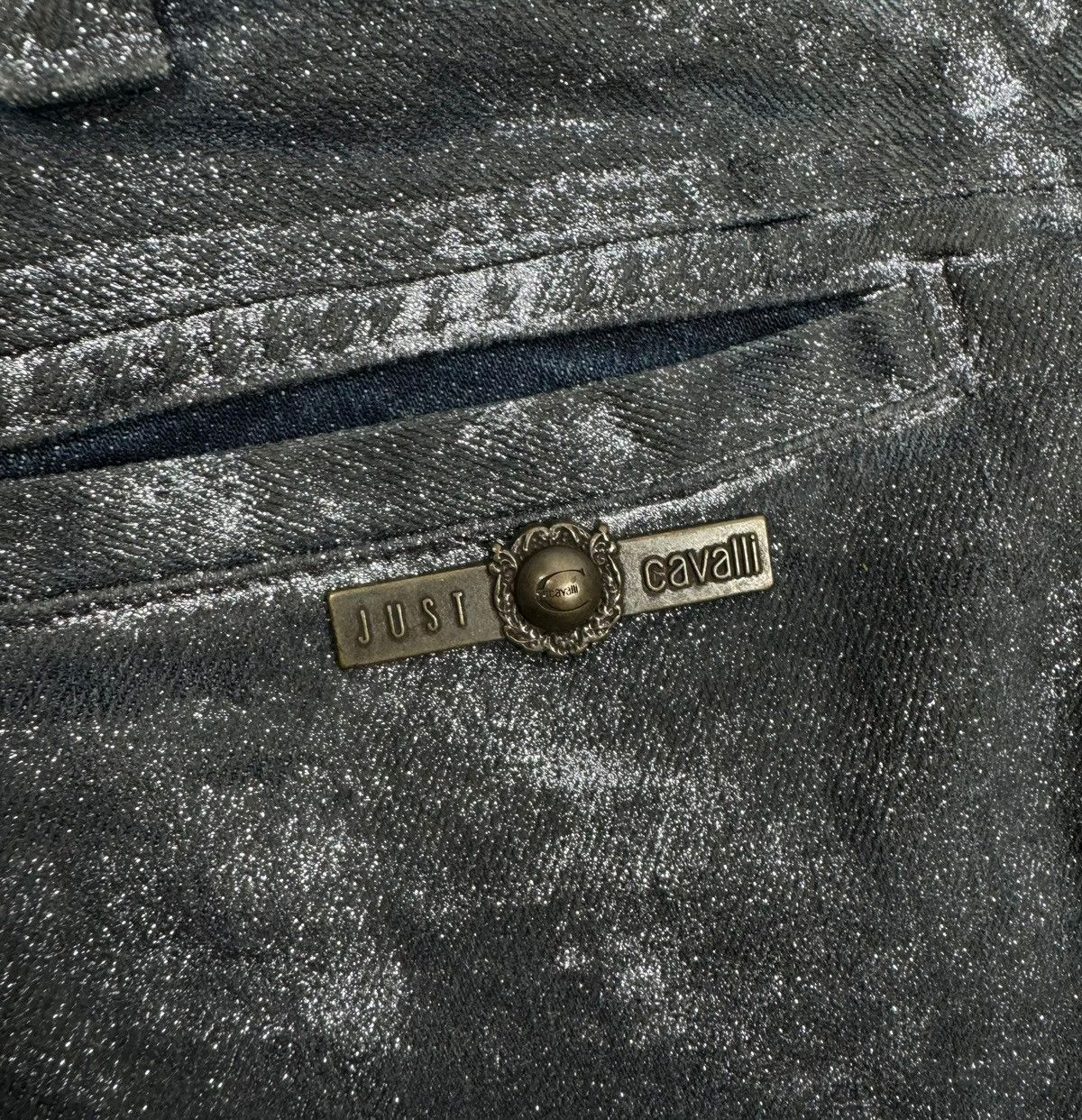 Just Cavalli × Vintage Just Cavalli Waxed Glitter Jeans Cropped Ankle Zip size 28 Size 28" / US 6 / IT 42 - 17 Thumbnail