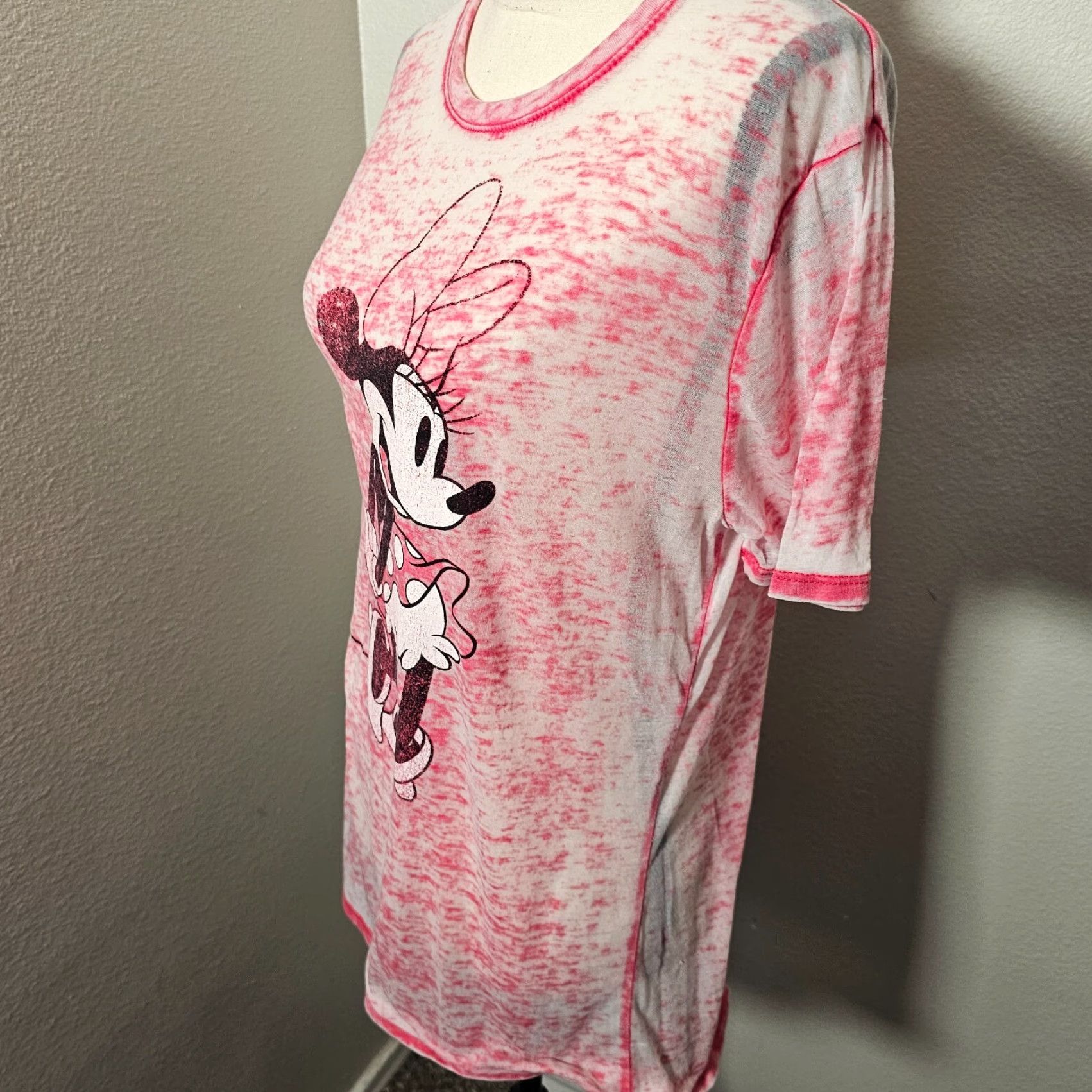 Disney Disney T-Shirt Womens M Red Minnie Mouse Short Sleeve Crew Neck Pullover Logo Casual 90s Size M / US 6-8 / IT 42-44 - 2 Thumbnail