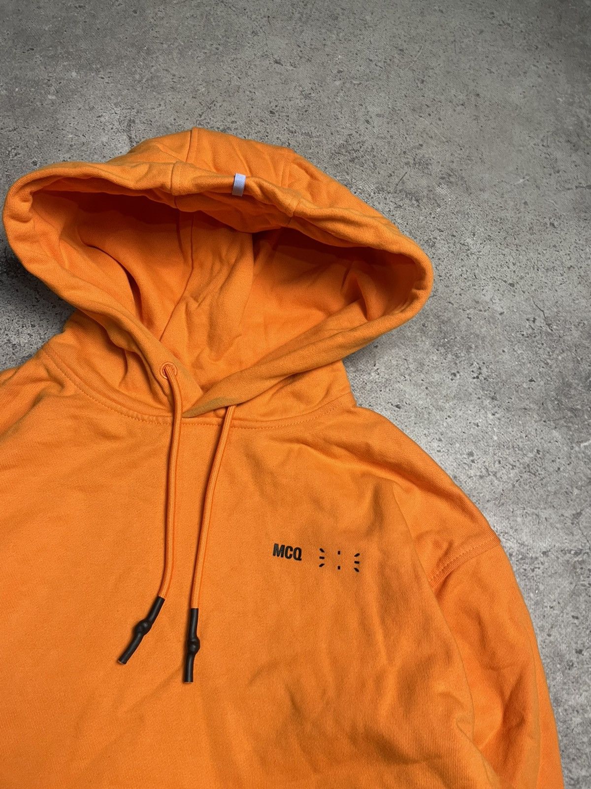 Alexander McQueen 2 pieces Mcq Alexander McQueen cropped hoodie and t shirt XS Size XS / US 0-2 / IT 36-38 - 5 Thumbnail