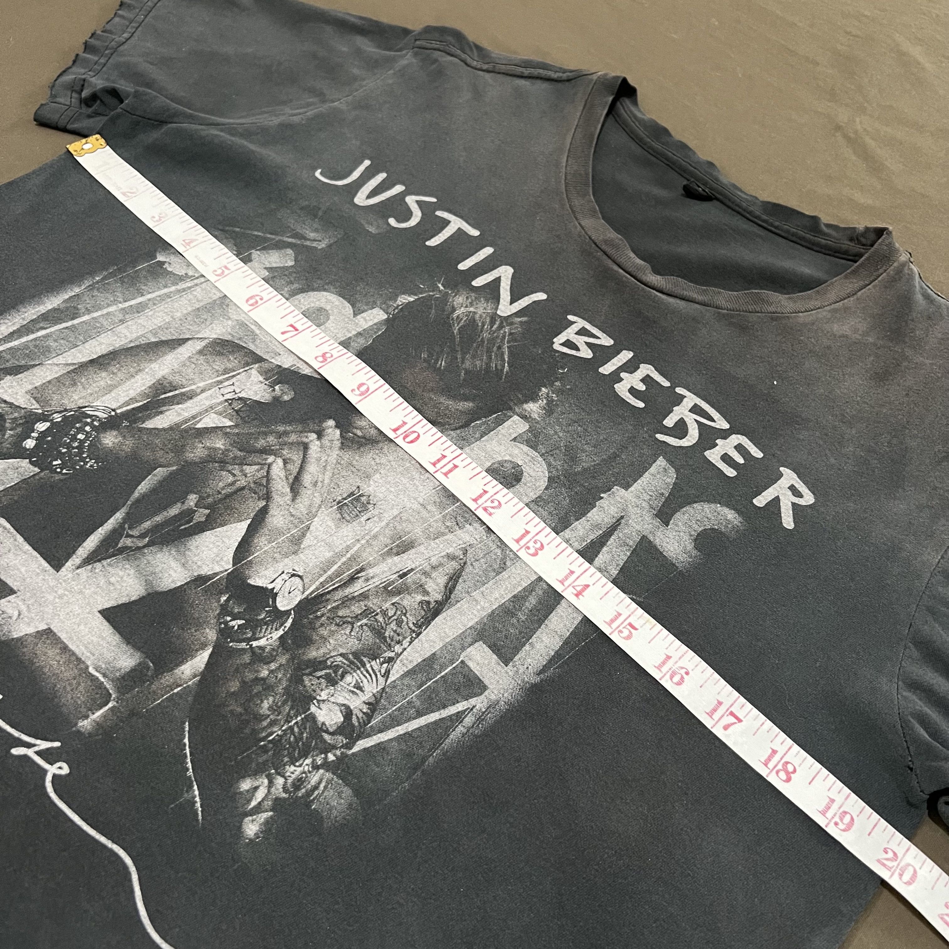 Band Tees Justin Bieber Promo Tee Distressed Faded Thrashed Size US M / EU 48-50 / 2 - 13 Thumbnail