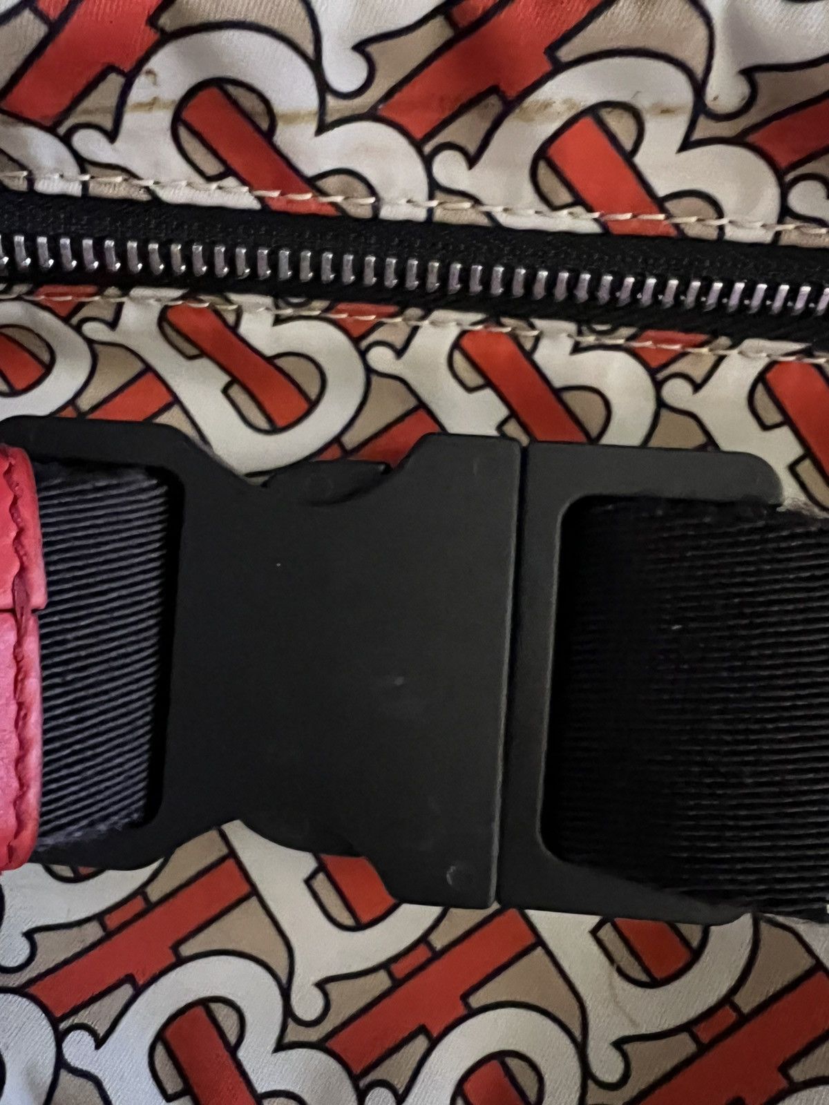 Burberry Burberry TB logo monogram belt bag Size ONE SIZE - 6 Thumbnail