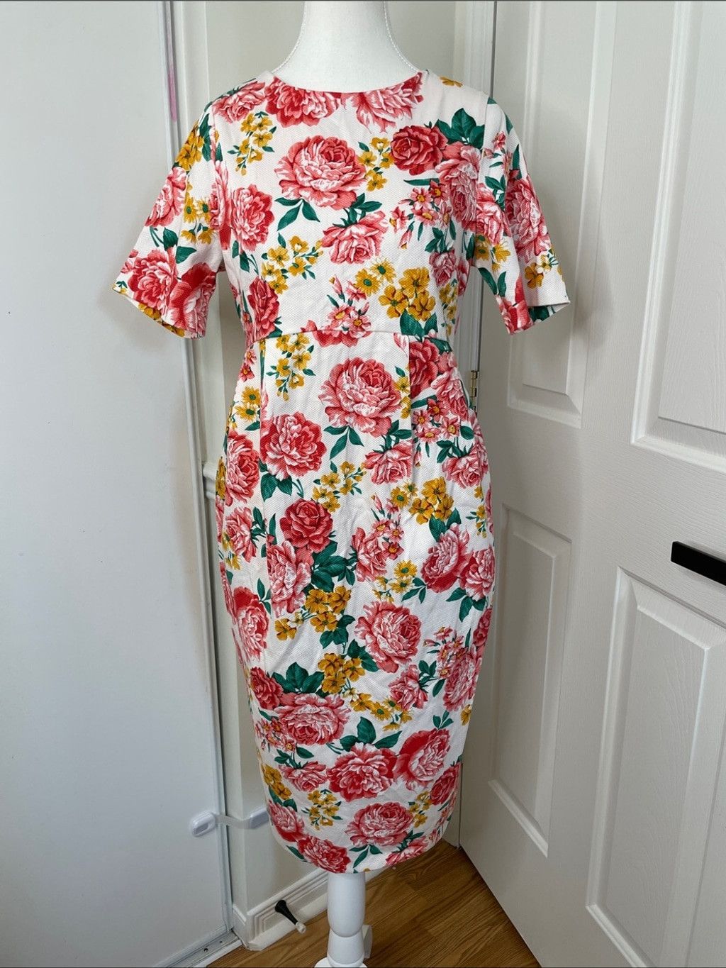 Asos NWT ASOS Maternity Wiggle Floral Midi Dress 6 Size M / US 6-8 / IT 42-44 - 4 Thumbnail