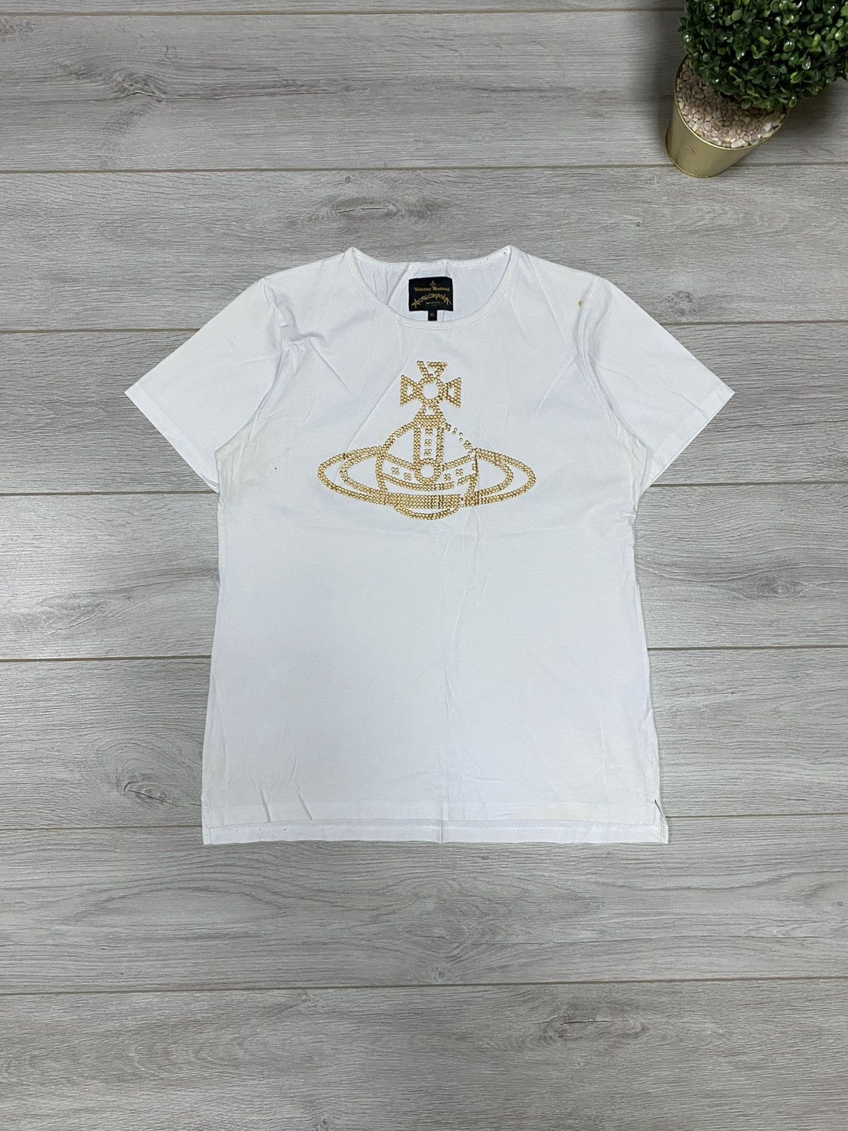 Vivienne Westwood Vivienne Westwood big gold orb buttons tee rhinestones eb0 Size XL / US 12-14 / IT 48-50 - 1 Thumbnail