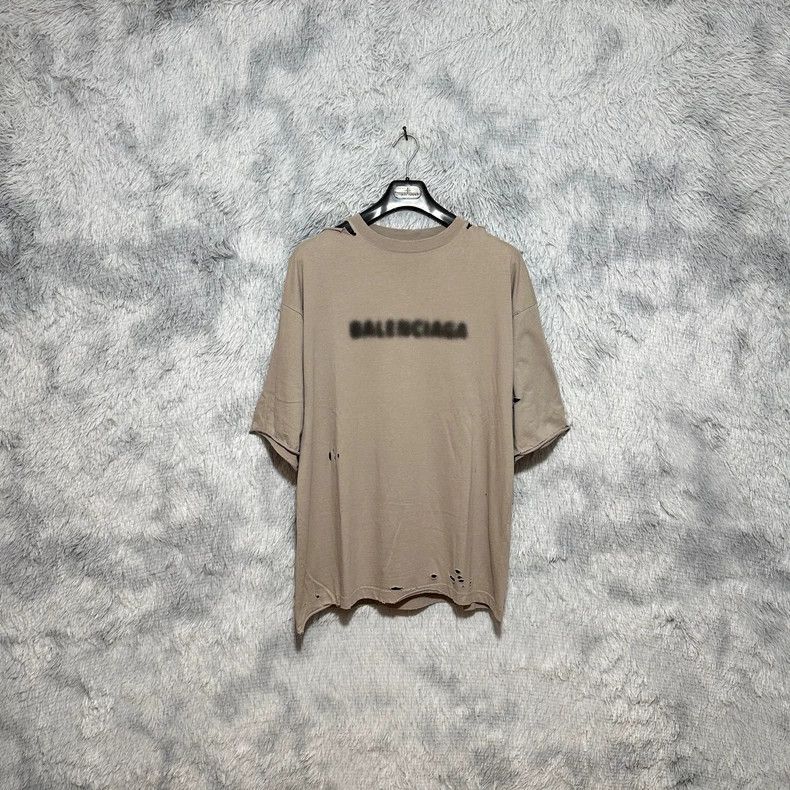 Balenciaga Balenciaga Fuzzy mosaic short sleeve T-shirt Size US XS / EU 42 / 0 - 1 Thumbnail