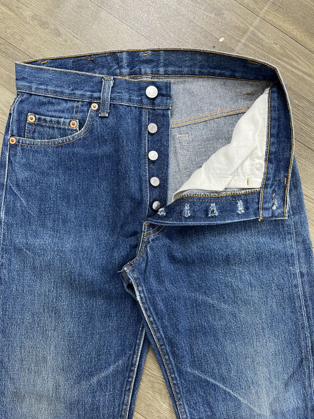 Levi's Vintage Clothing 🇺🇸1990s Vintage Levis 501XX 30x32 Straight Leg Blue Jeans Size US 29 - 9 Thumbnail