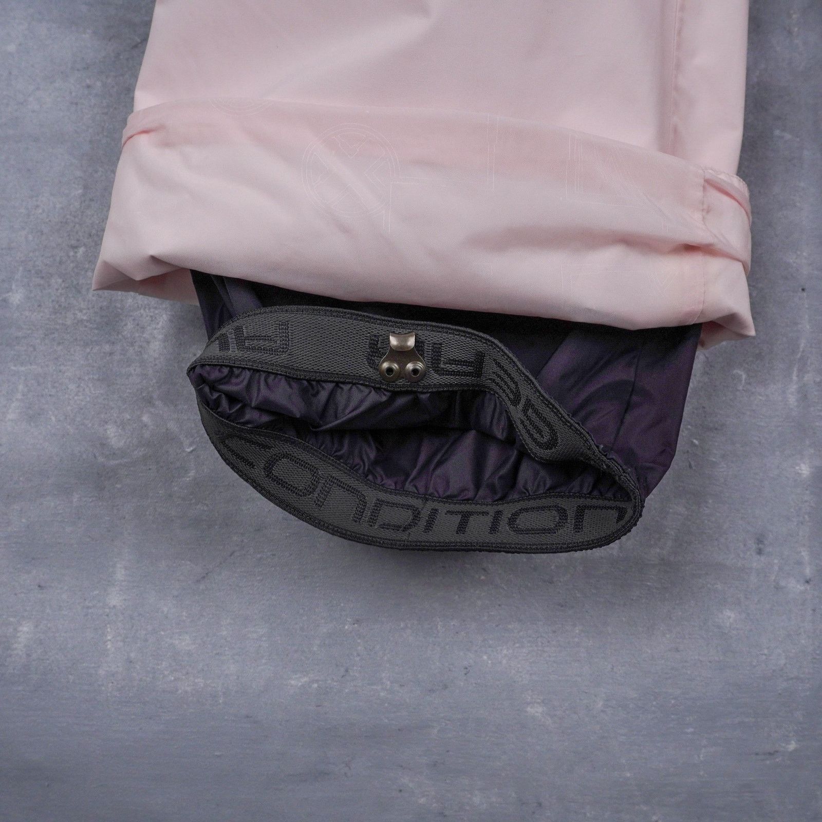 Nike ACG Nike acg light pink tech snow outer layer trousers pants Size 30" / US 8 / IT 44 - 12 Thumbnail