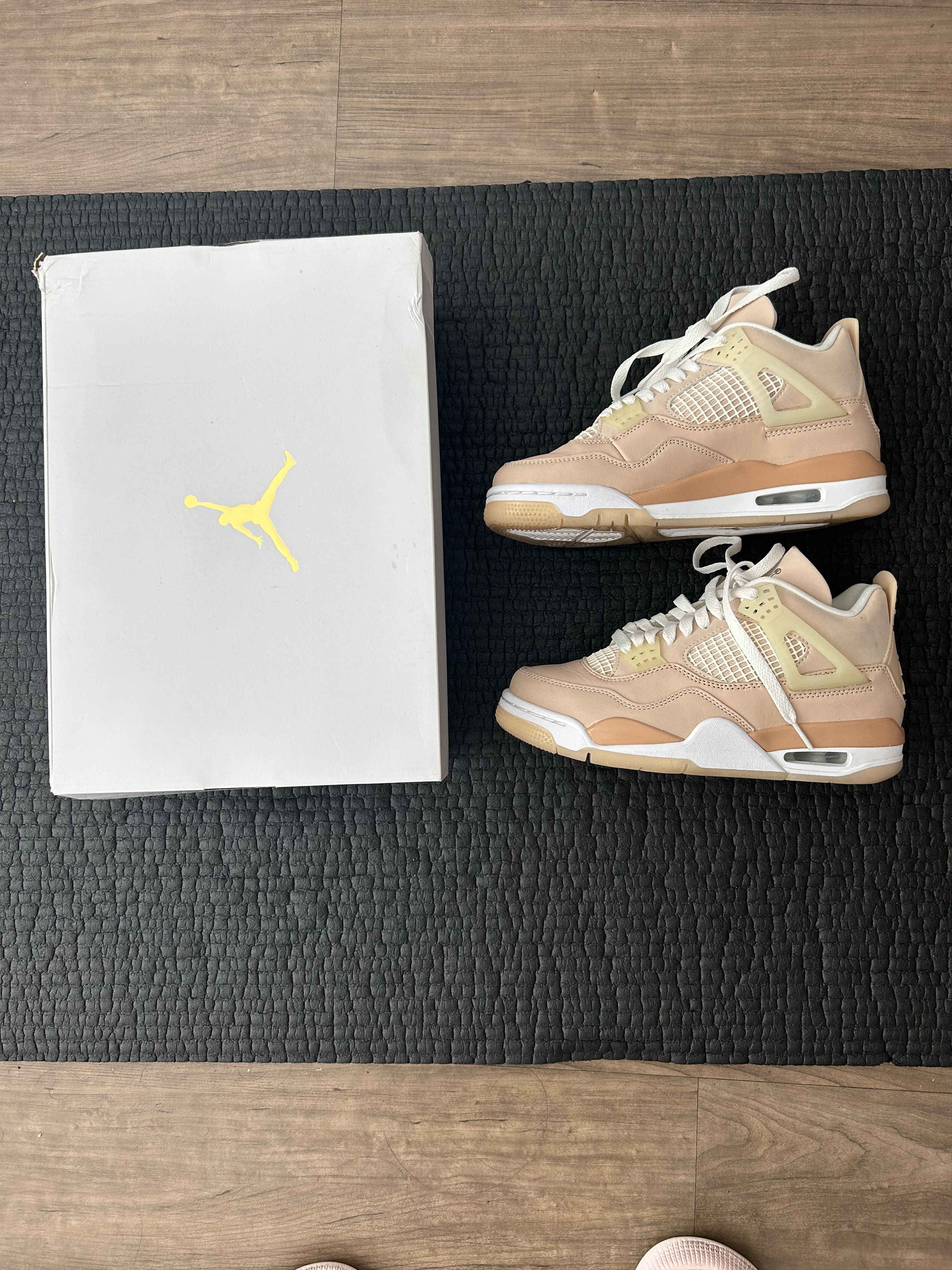 Jordan Brand Jordan 4 Retro Shimmer Women's Size US 6.5 / IT 36.5 - 2 Thumbnail