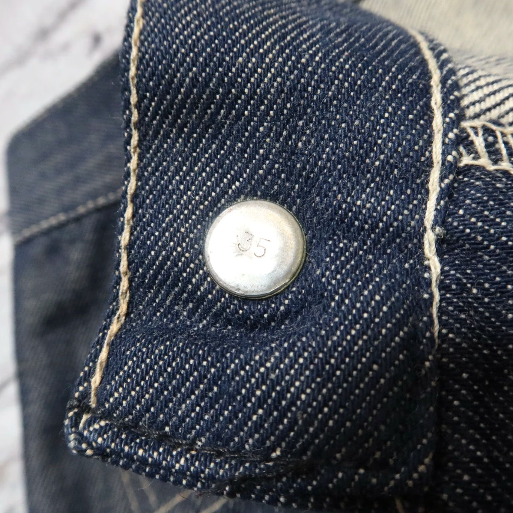 Levi's VINTAGE Levi's 501 Denim Jeans Men Dark Wash Size 28 Distressed Made in USA 90s Size US 28 / EU 44 - 7 Thumbnail