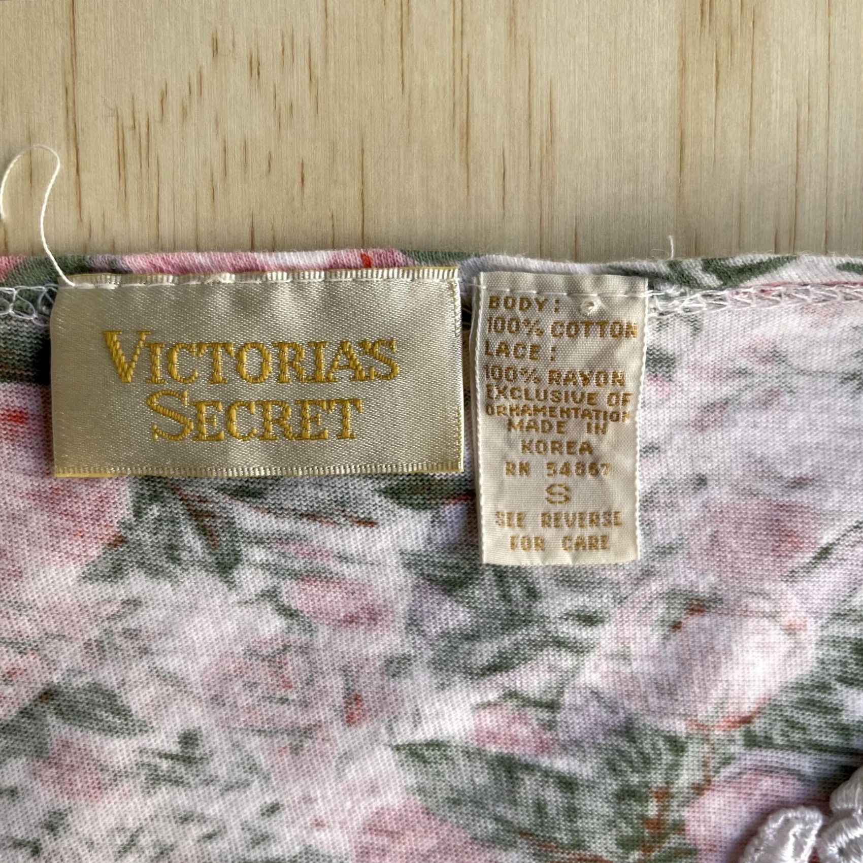 Victoria's Secret VINTAGE Victoria's Secret Sleepshirt Womens Small Pink Floral Lace Nightgown Size S / US 4 / IT 40 - 3 Thumbnail