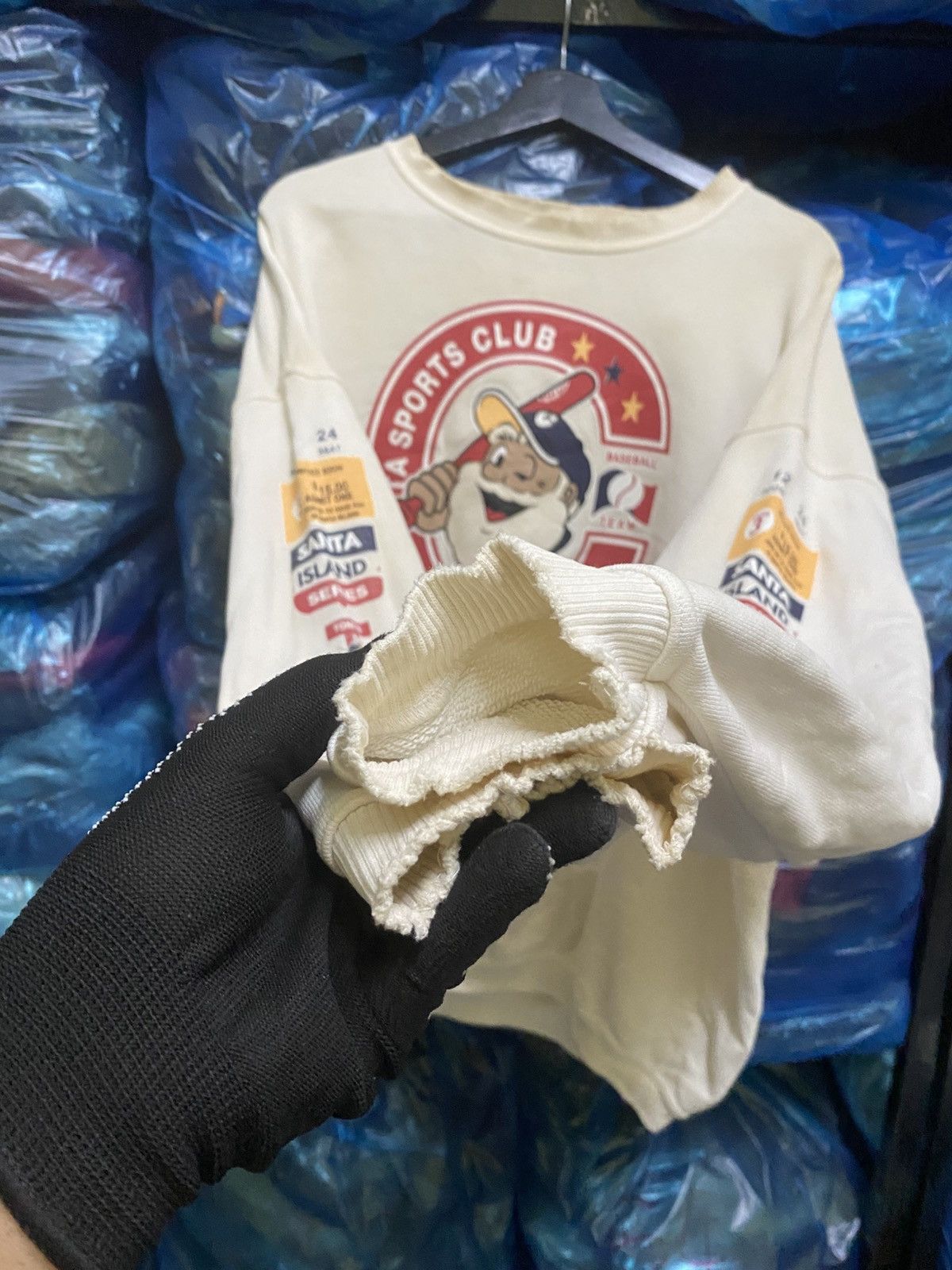 Vintage Vintage Captain Santa Baseball Graphic Sweatshirt Made Japan Size US XL / EU 56 / 4 - 5 Thumbnail