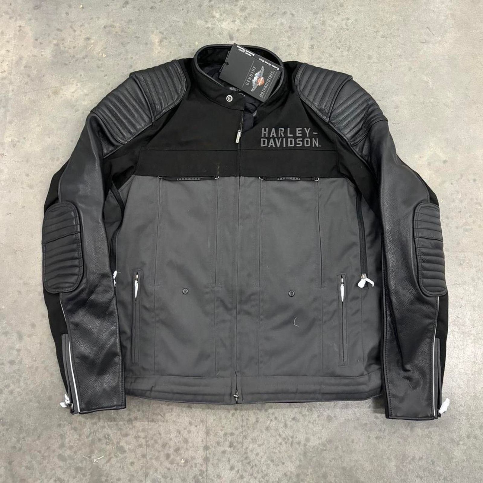 Harley Davidson Brand New Harley Davidson Black Leather Biker Jacket Size US XL / EU 56 / 4 - 1 Thumbnail