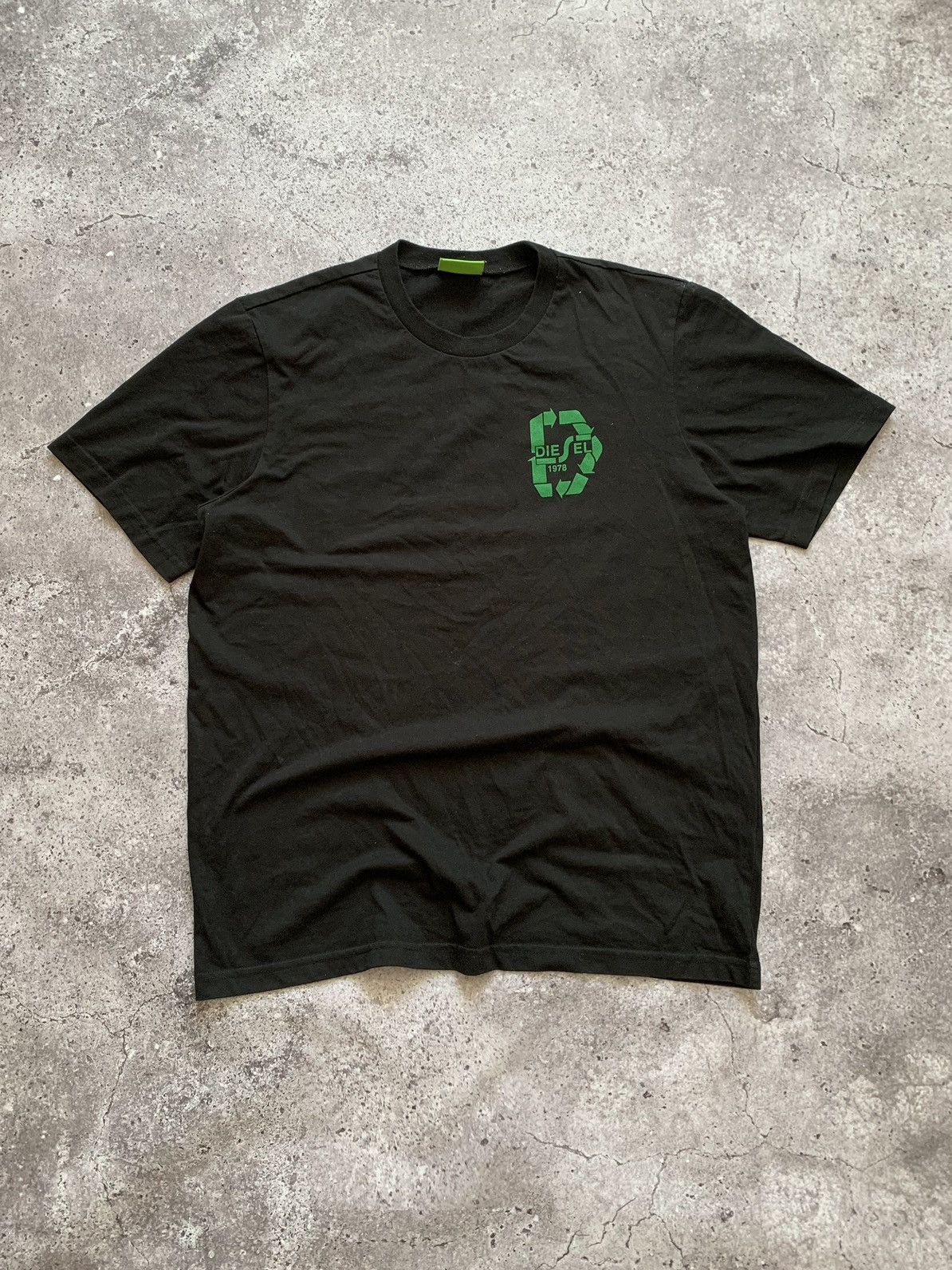 Diesel 🔥VINTAGE DIESEL T-SHIRT Size US M / EU 48-50 / 2 - 4 Thumbnail