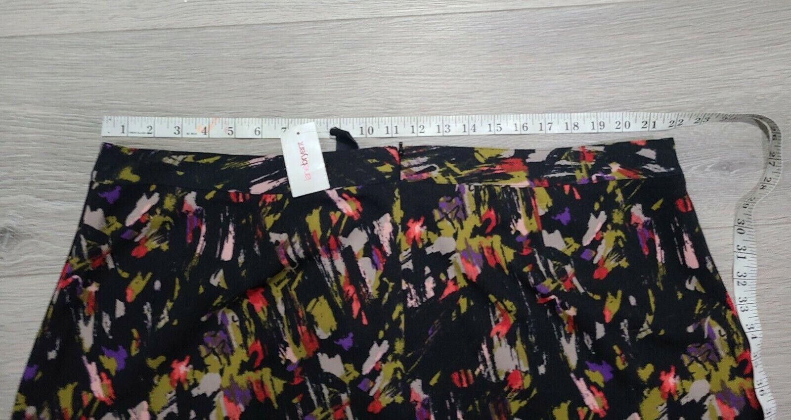 Designer Lane Bryant Skirt 22 Plus Multicolor Career a line short NWT Size 42" / US 20 - 4 Thumbnail