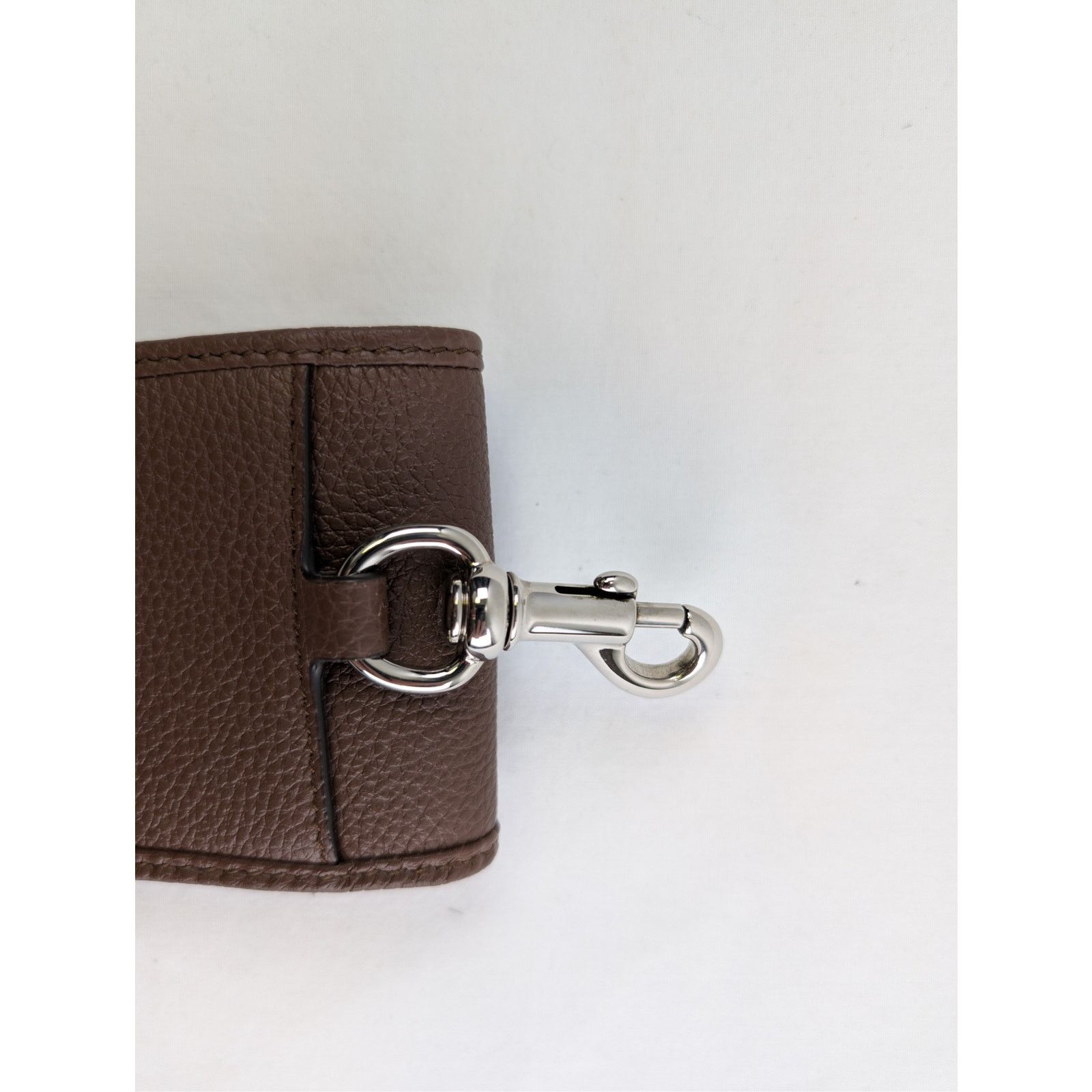 Gucci o1rshd1 Size: OS / Card Case W/Air Tag Card Holder in Brown Size ONE SIZE - 5 Thumbnail