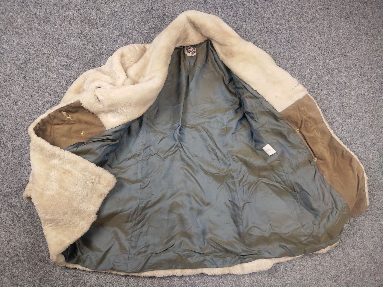 Miss Sixty Vintage Y2K Miss Sixty double-breasted coat Fur Jacket LGB Size L / US 10 / IT 46 - 13 Thumbnail
